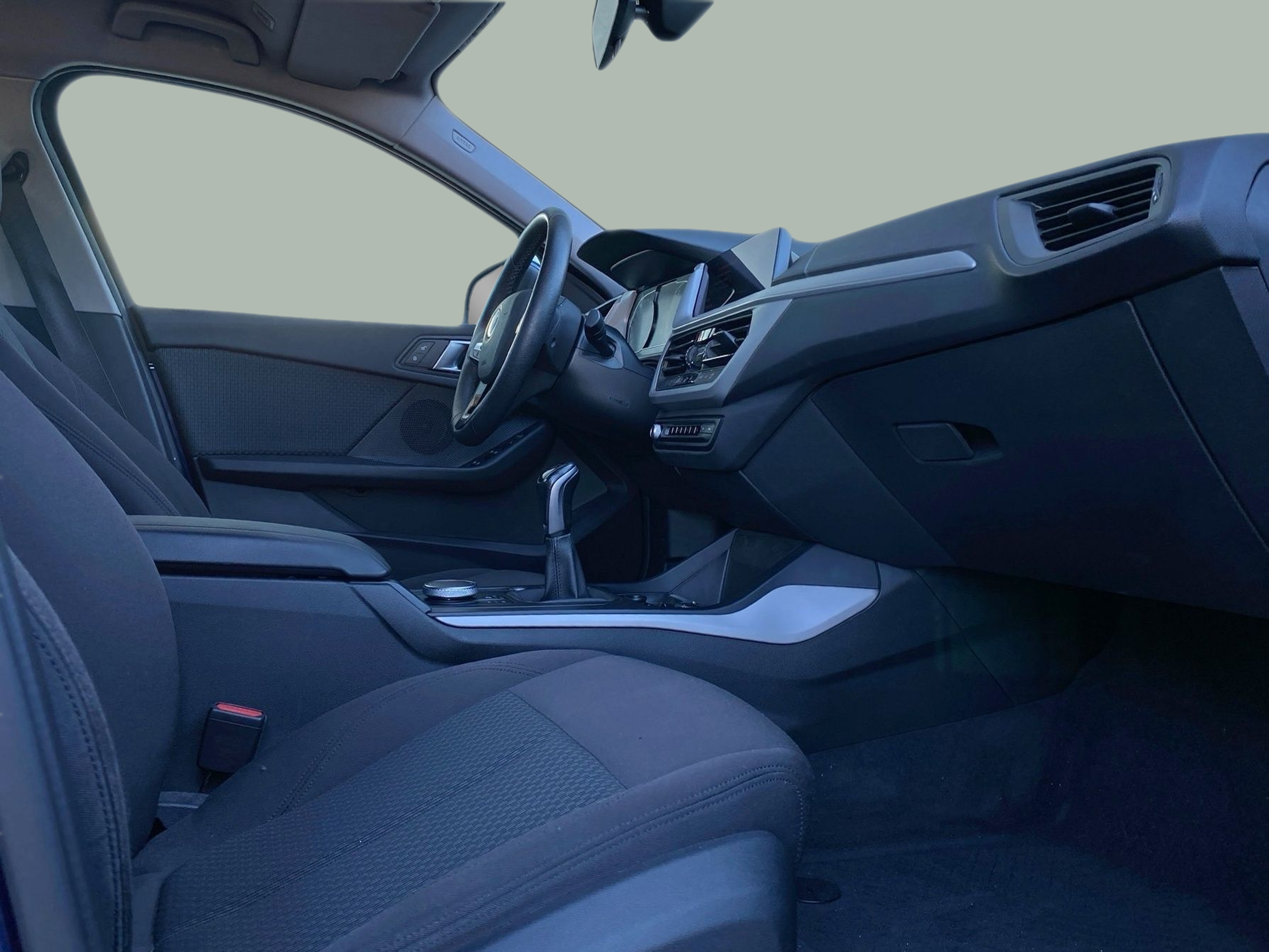 BMW Série 1 116d color Azul. Año 2020. 85KW(116CV). Diesel. En concesionario Caetano Cascais de Cascais