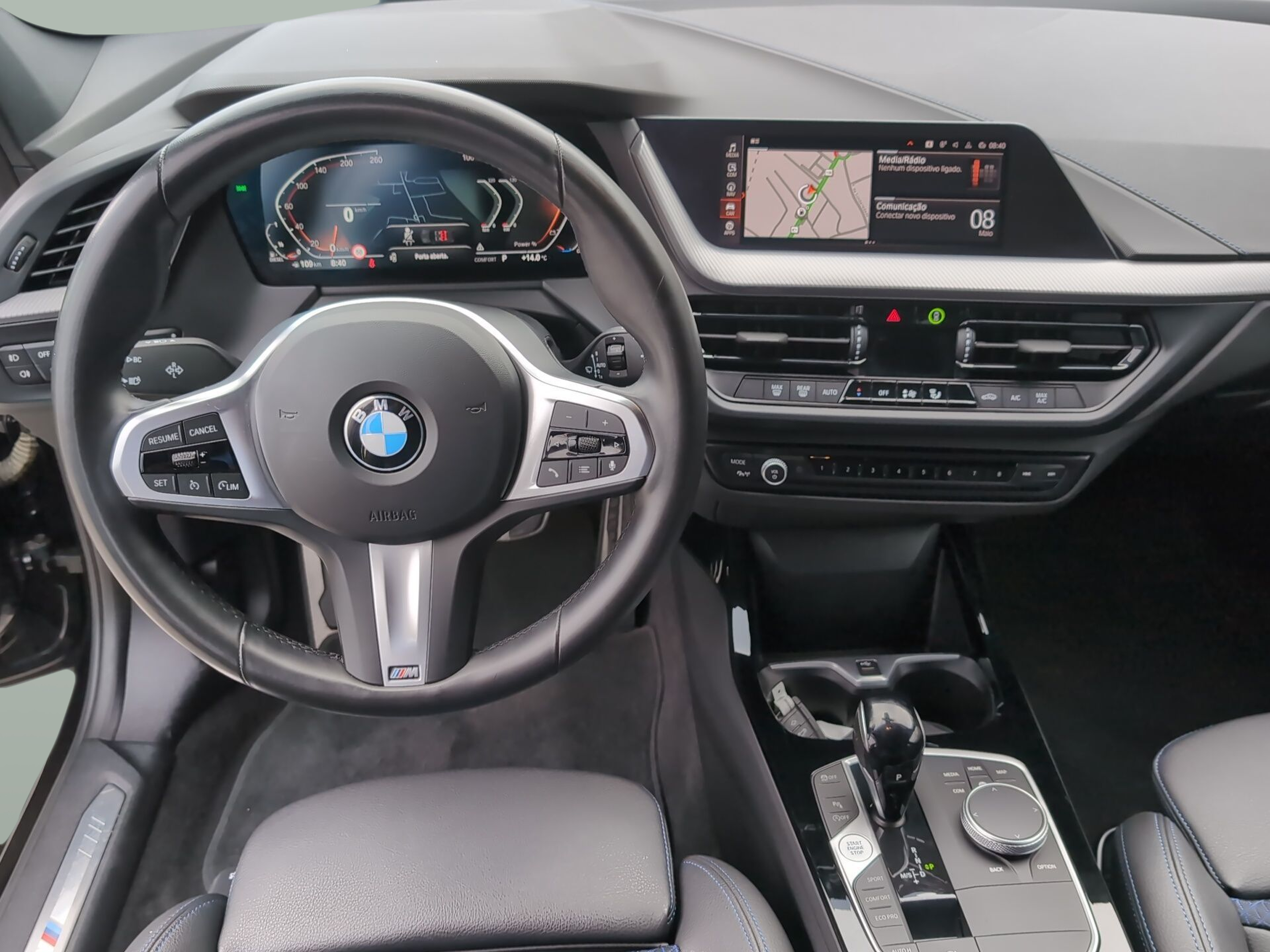 BMW Série 1 116d color Negro. Año 2024. 85KW(116CV). Diesel. En concesionario Caetano Aveiro de Aveiro