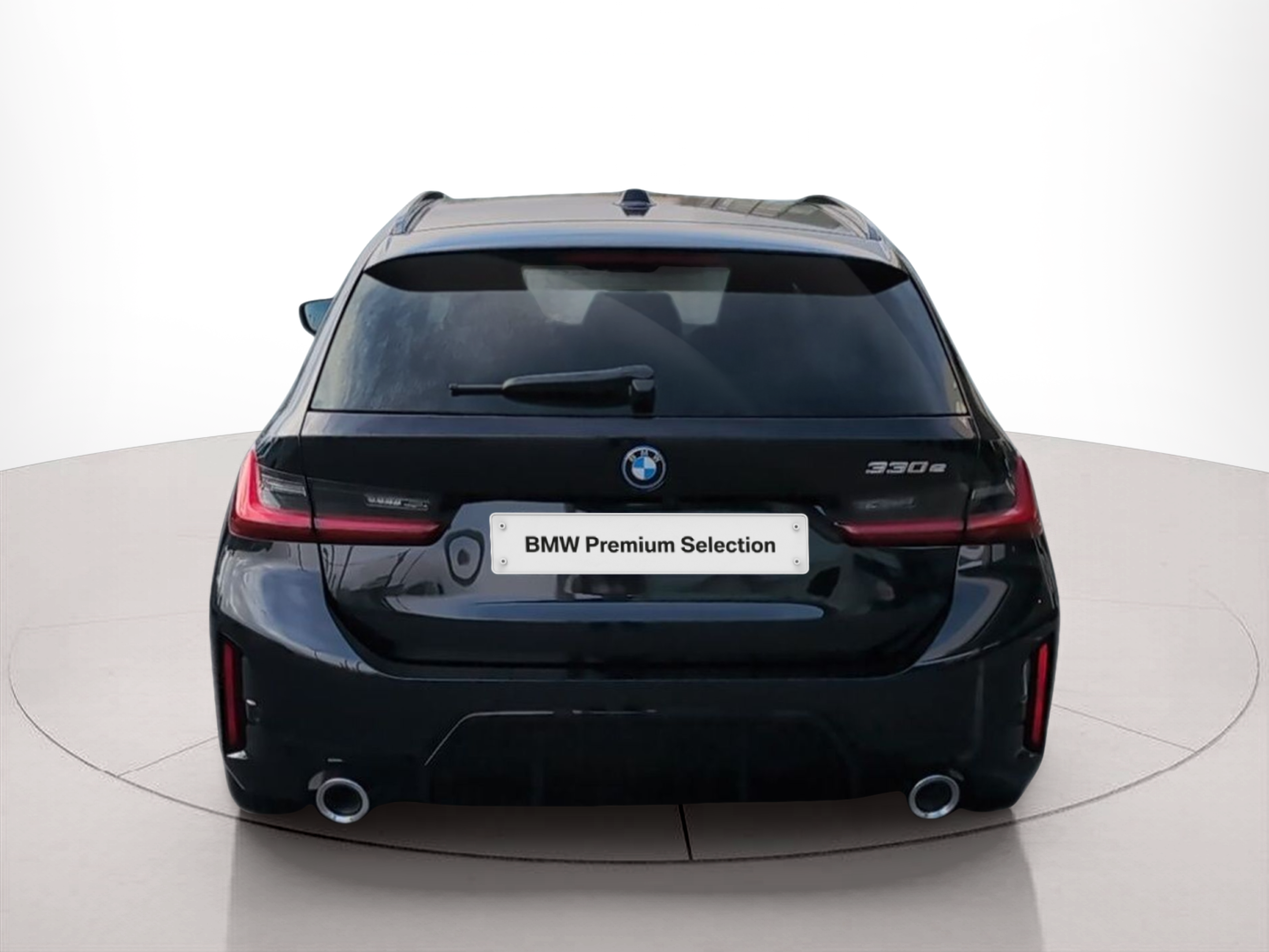 BMW Série 3 320e Touring color Negro. Año 2024. 215KW(292CV). Elétrico / Gasolina Híbrido. En concesionario Caetano Baviera Aveiro de Aveiro