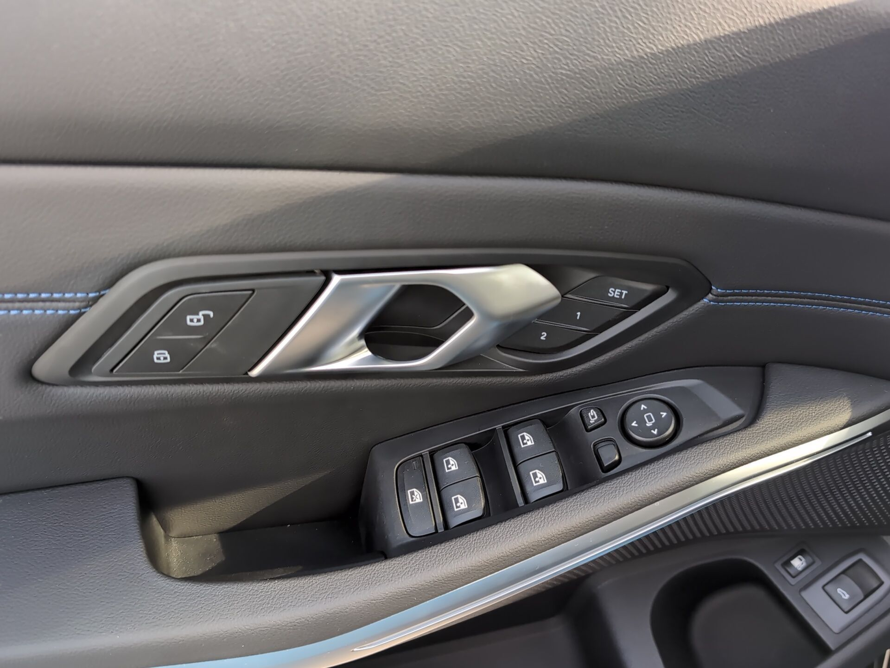 BMW Série 3 320e Touring color Negro. Año 2024. 215KW(292CV). Elétrico / Gasolina Híbrido. En concesionario Caetano Baviera Aveiro de Aveiro