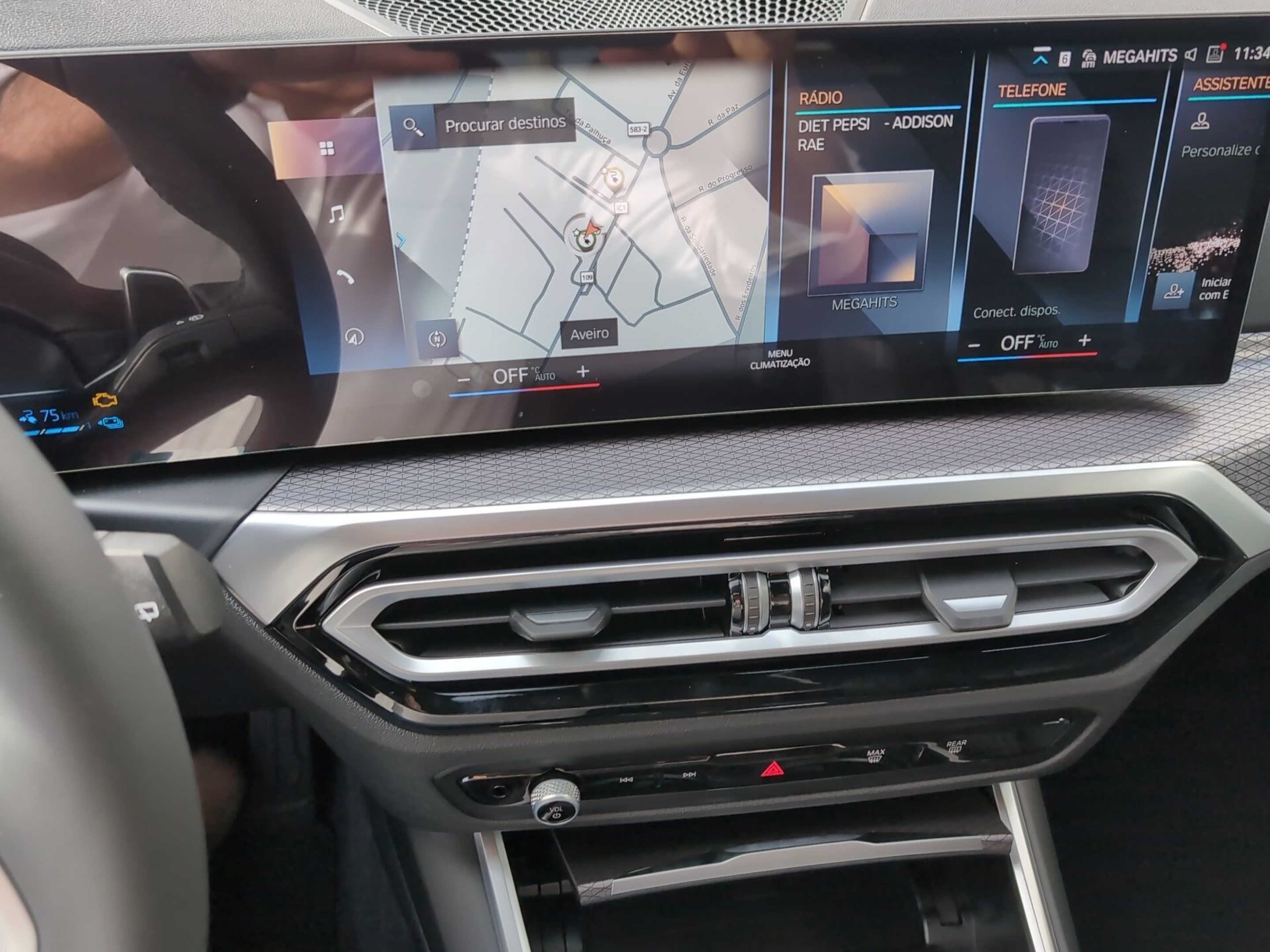 BMW Série 3 320e Touring color Negro. Año 2024. 215KW(292CV). Elétrico / Gasolina Híbrido. En concesionario Caetano Baviera Aveiro de Aveiro