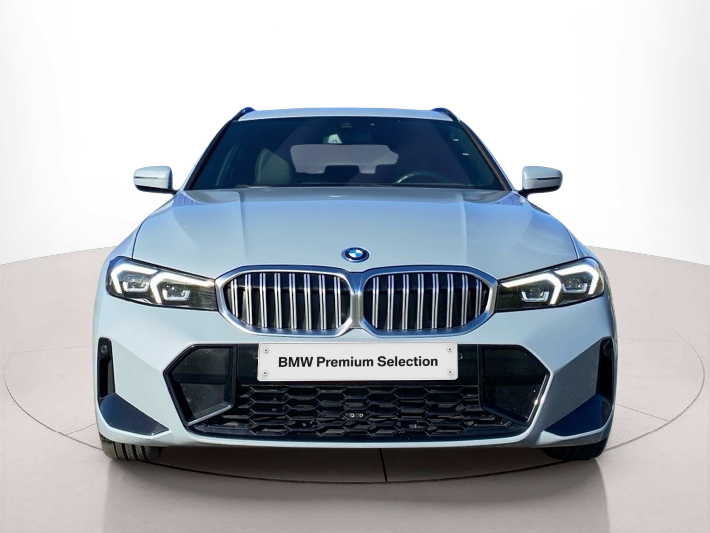 Fotos de BMW Série 3 320e Touring color Gris. Año 2024. 215KW(292CV). Elétrico / Gasolina Híbrido. En concesionario Caetano Cascais de Cascais