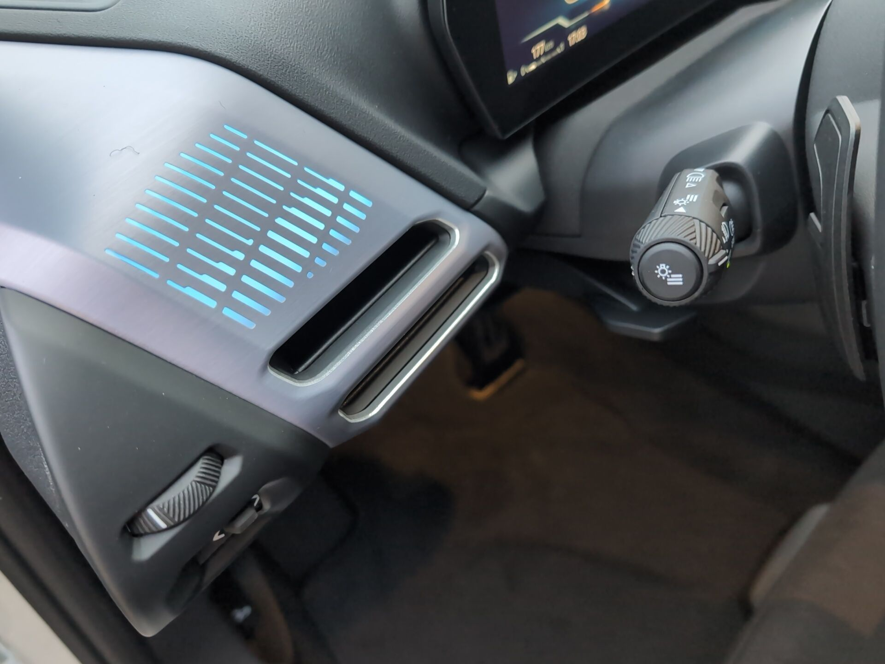 BMW Série 1 120 color Blanco. Año 2024. 125KW(170CV). Gasolina. En concesionario Caetano Baviera Aveiro de Aveiro