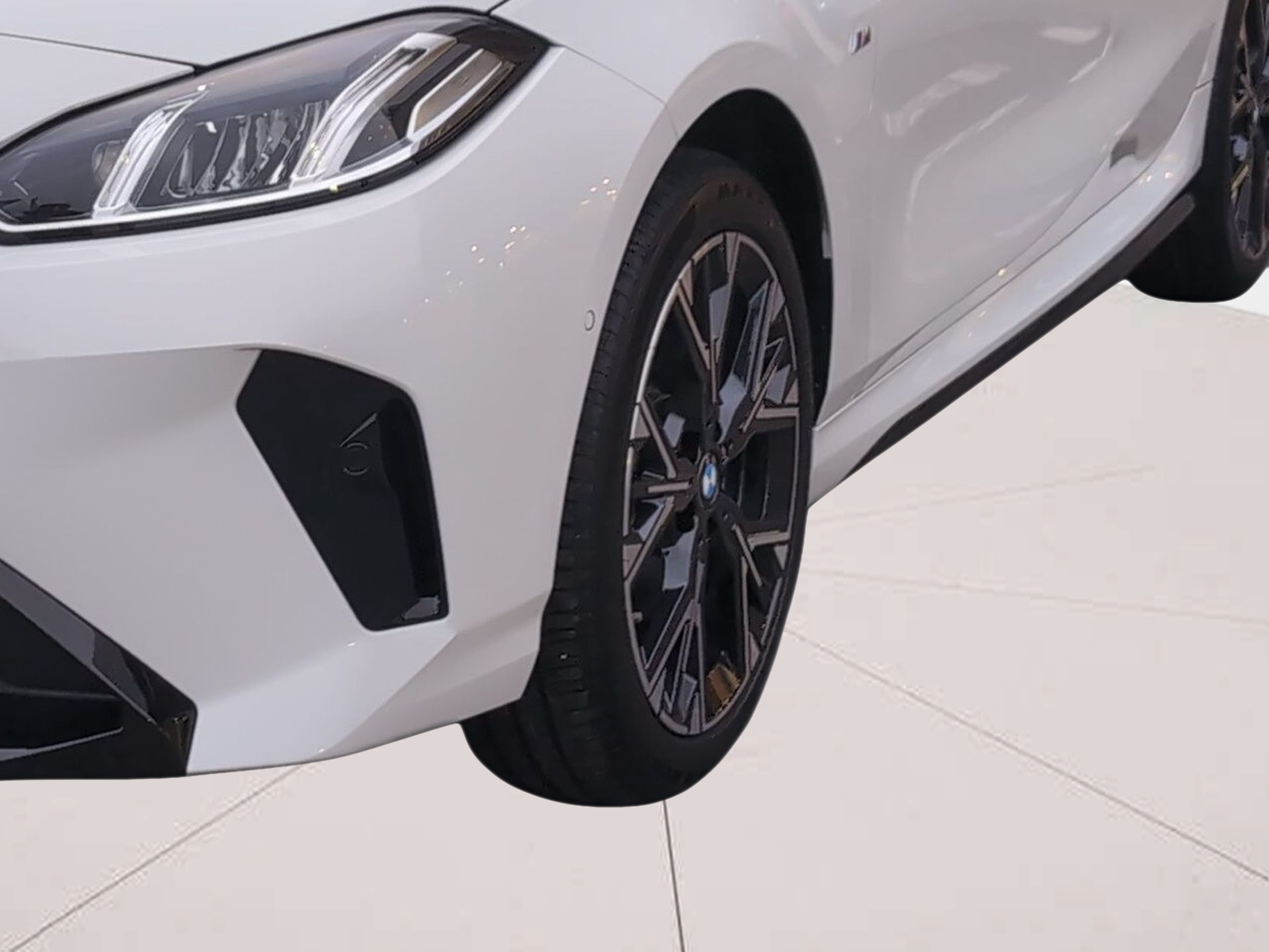 BMW Série 1 120 color Blanco. Año 2024. 125KW(170CV). Gasolina. En concesionario Caetano Baviera Aveiro de Aveiro