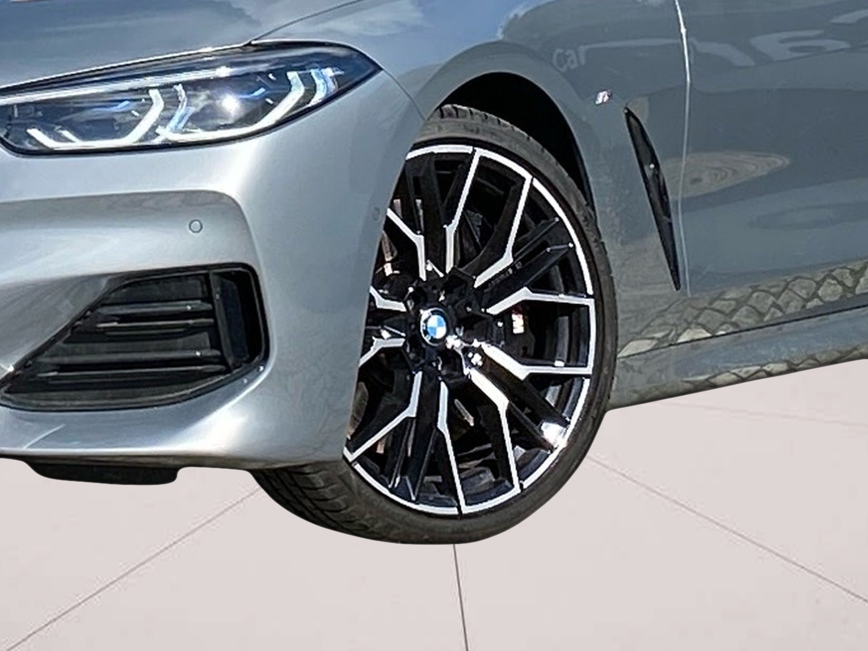 BMW Série 8 840d Berlina color Gris. Año 2023. 250KW(340CV). Diesel. En concesionario Caetano Baviera Cascais de Cascais