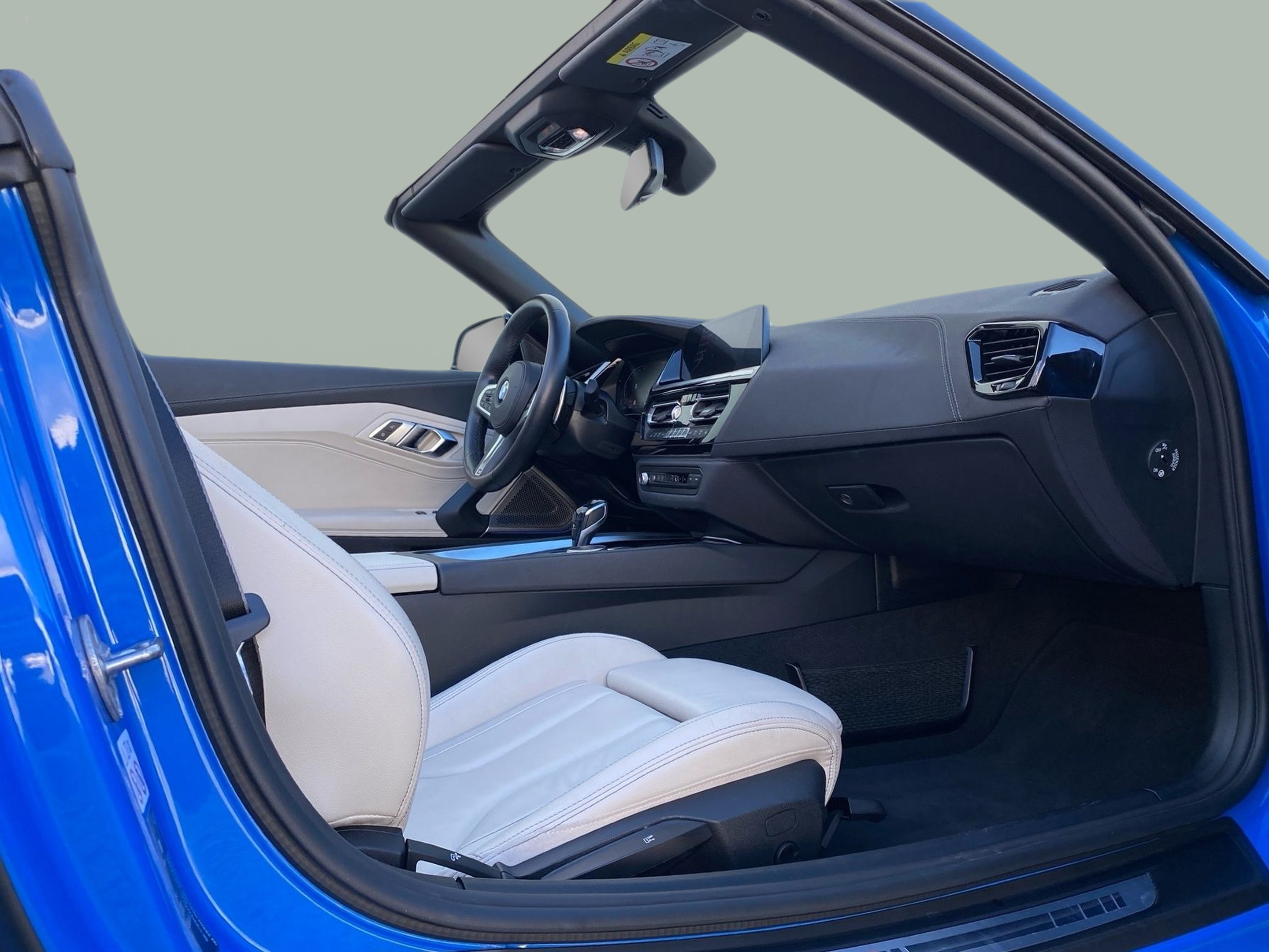 BMW Z4 sDrive20i color Azul. Año 2021. 145KW(197CV). Gasolina. En concesionario Caetano Lisboa de Lisboa