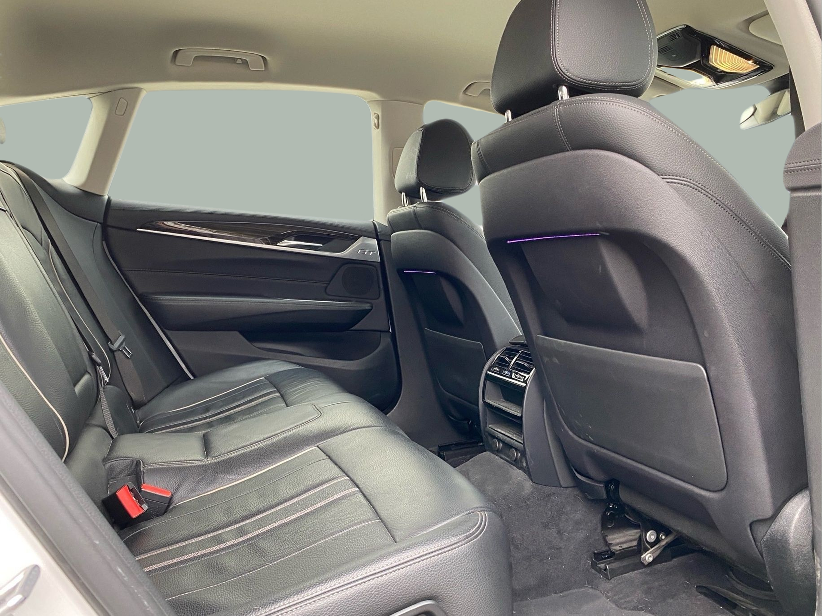 BMW Série 6 620d Gran Turismo color Blanco. Año 2020. 140KW(190CV). Diesel. En concesionario Caetano Baviera Lisboa de Lisboa