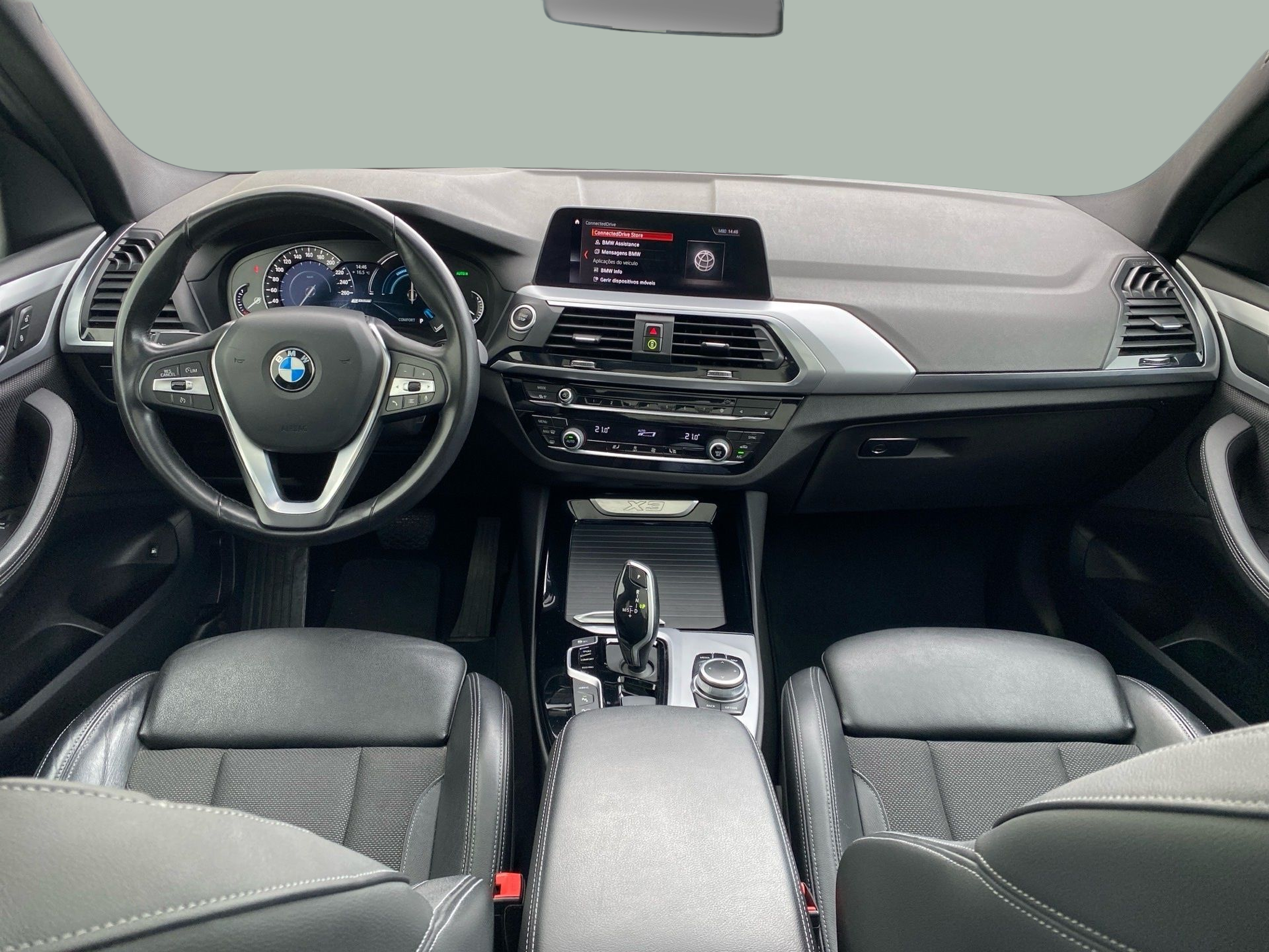 BMW X3 xDrive30e color Gris. Año 2020. 215KW(292CV). Elétrico / Gasolina Híbrido. En concesionario Caetano Lisboa de Lisboa