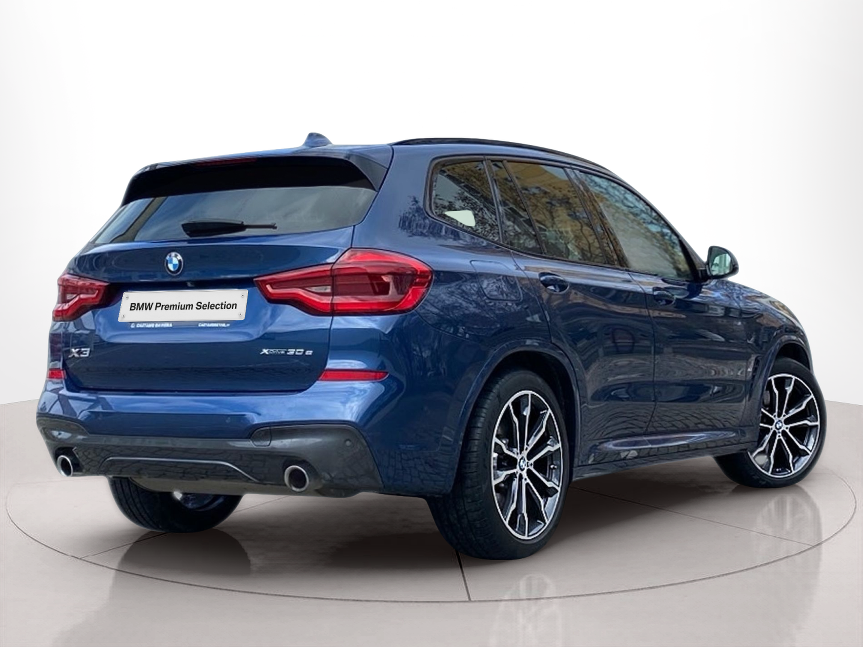 BMW X3 xDrive30e color Azul. Año 2021. 215KW(292CV). Elétrico / Gasolina Híbrido. En concesionario Caetano Lisboa de Lisboa