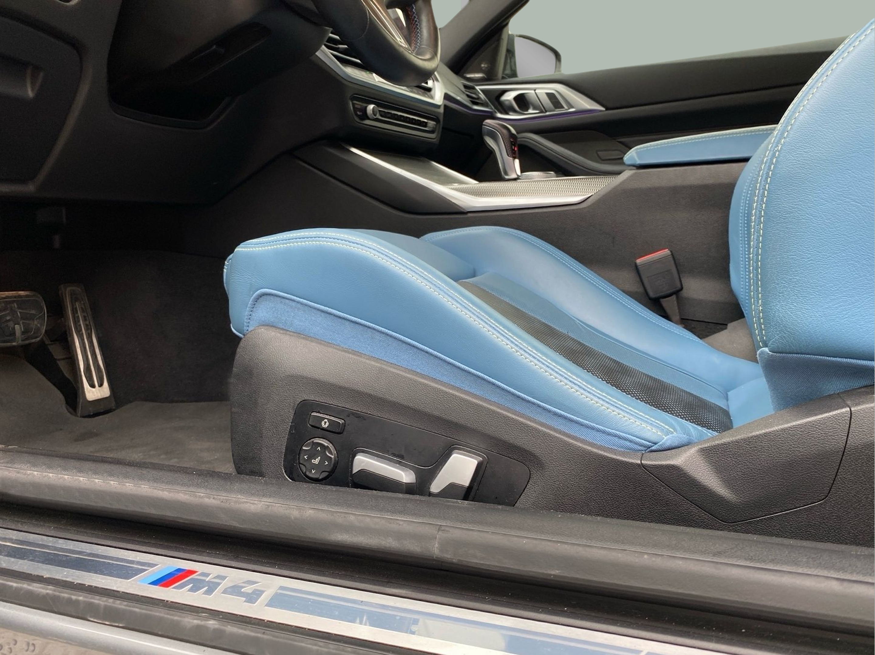 BMW M M4 Competition Coupé color Gris. Año 2023. 375KW(510CV). Gasolina. En concesionario Caetano Baviera Lisboa de Lisboa