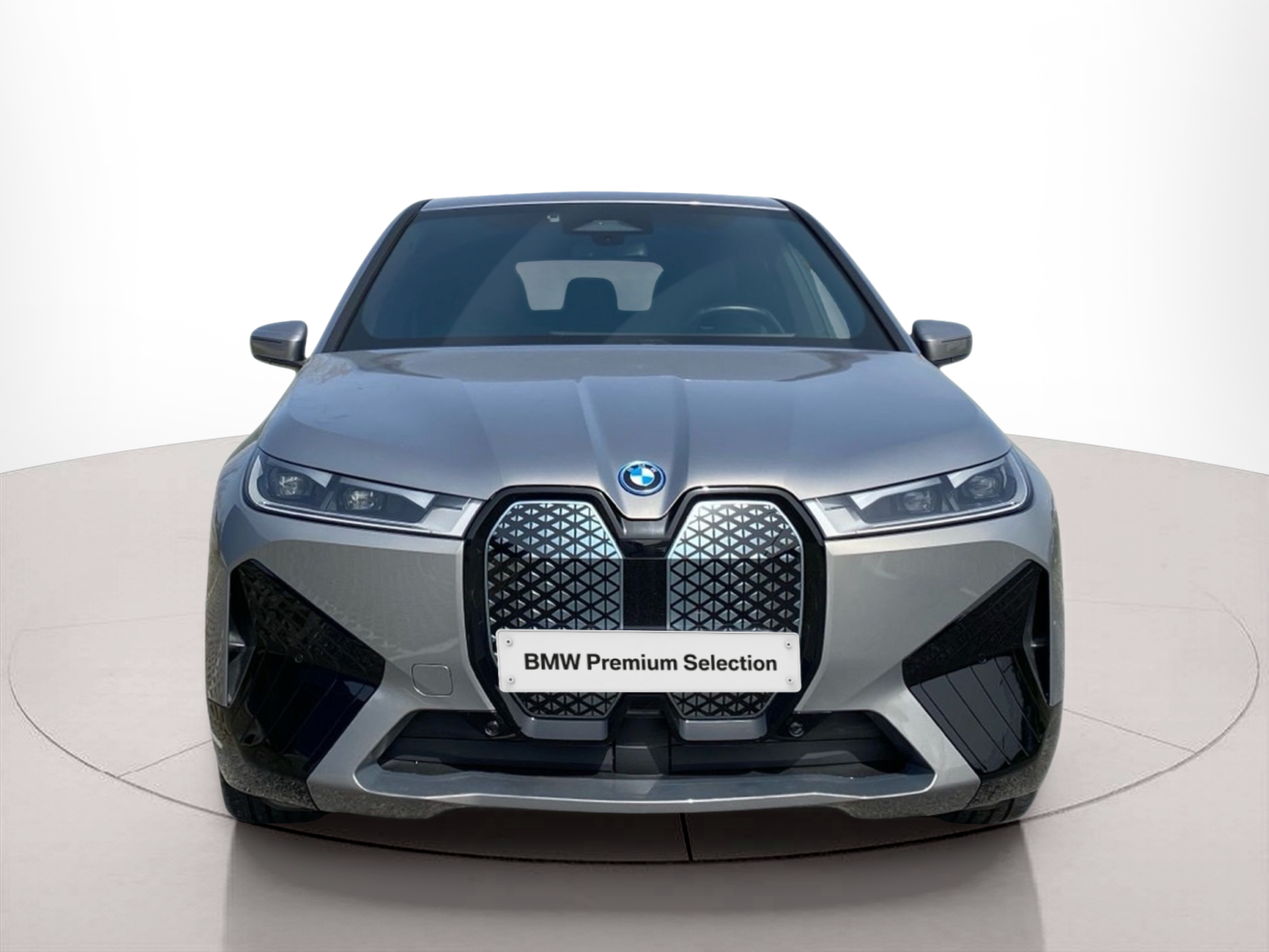 Fotos de BMW iX xDrive40 color Gris. Año 2024. 240KW(326CV). Elétrico. En concesionario Caetano Cascais de Cascais
