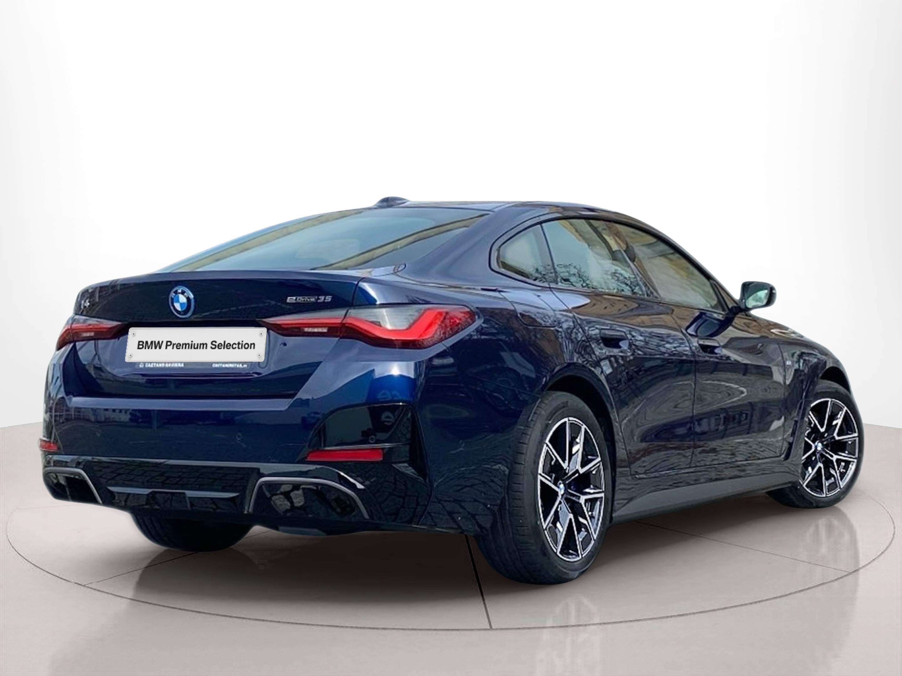 BMW i4 i4 eDrive35 color Azul. Año 2024. 210KW(286CV). Elétrico. En concesionario Caetano Lisboa de Lisboa