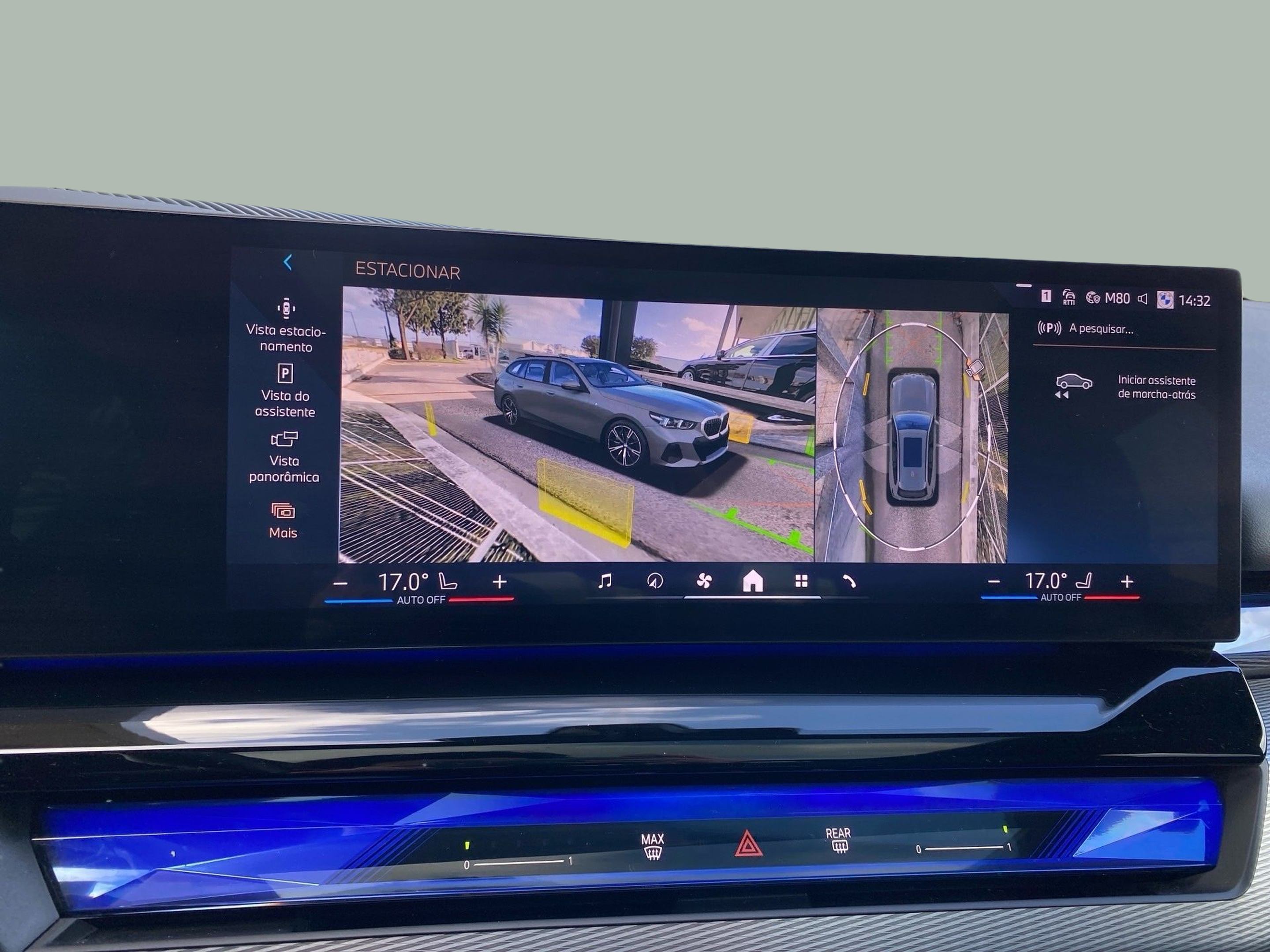 BMW i5 eDrive40 color Gris. Año 2024. 250KW(340CV). Elétrico. En concesionario Caetano Cascais de Cascais