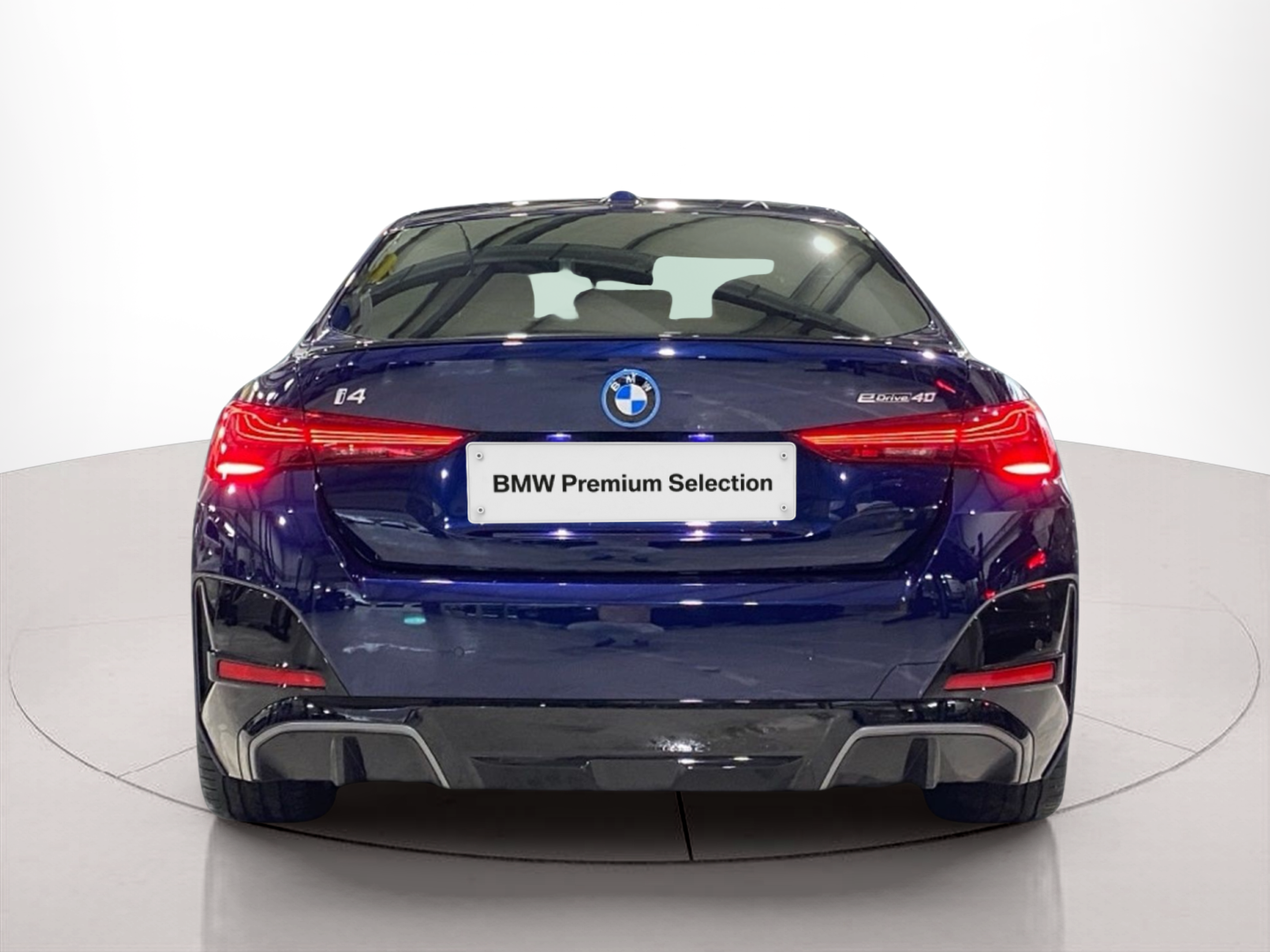 BMW i4 i4 eDrive40 color Azul. Año 2025. 250KW(340CV). Elétrico. En concesionario Caetano Baviera Cascais de Cascais