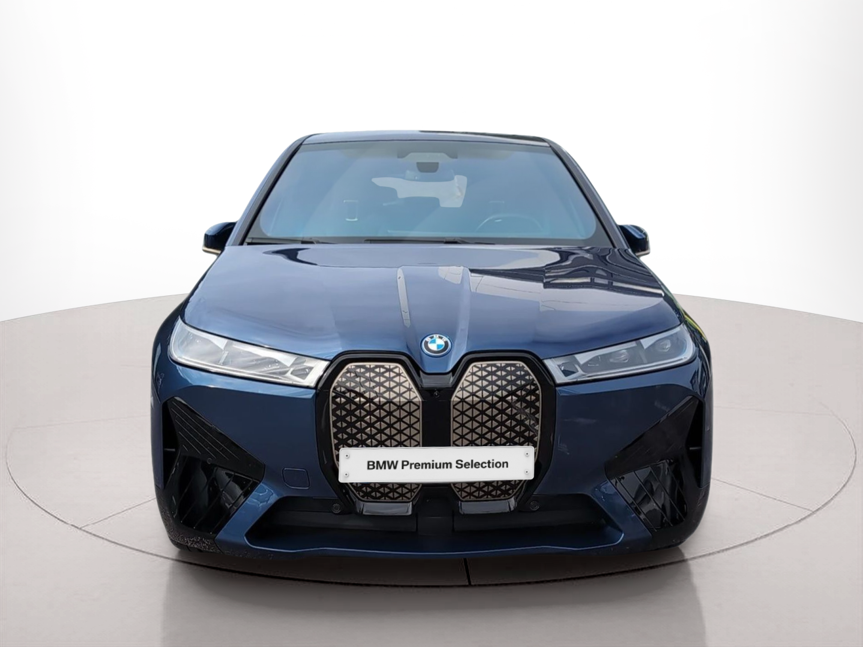 Fotos de BMW iX M60 color Azul. Año 2023. 455KW(619CV). Elétrico. En concesionario Caetano Santa Maria da Feira de Santa Maria da Feira