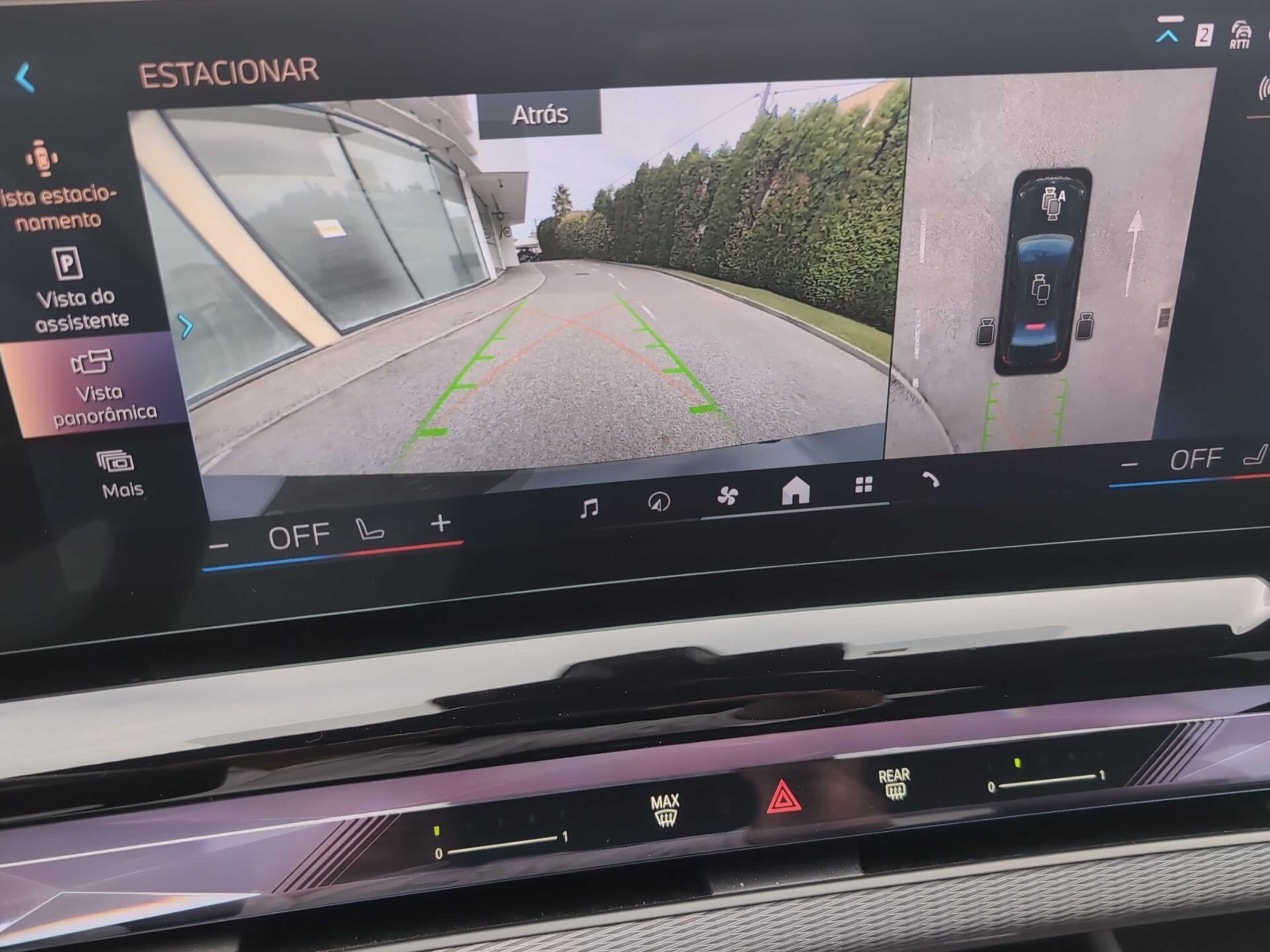 BMW i5 eDrive40 color Gris. Año 2025. 250KW(340CV). Elétrico. En concesionario Caetano Baviera Aveiro de Aveiro