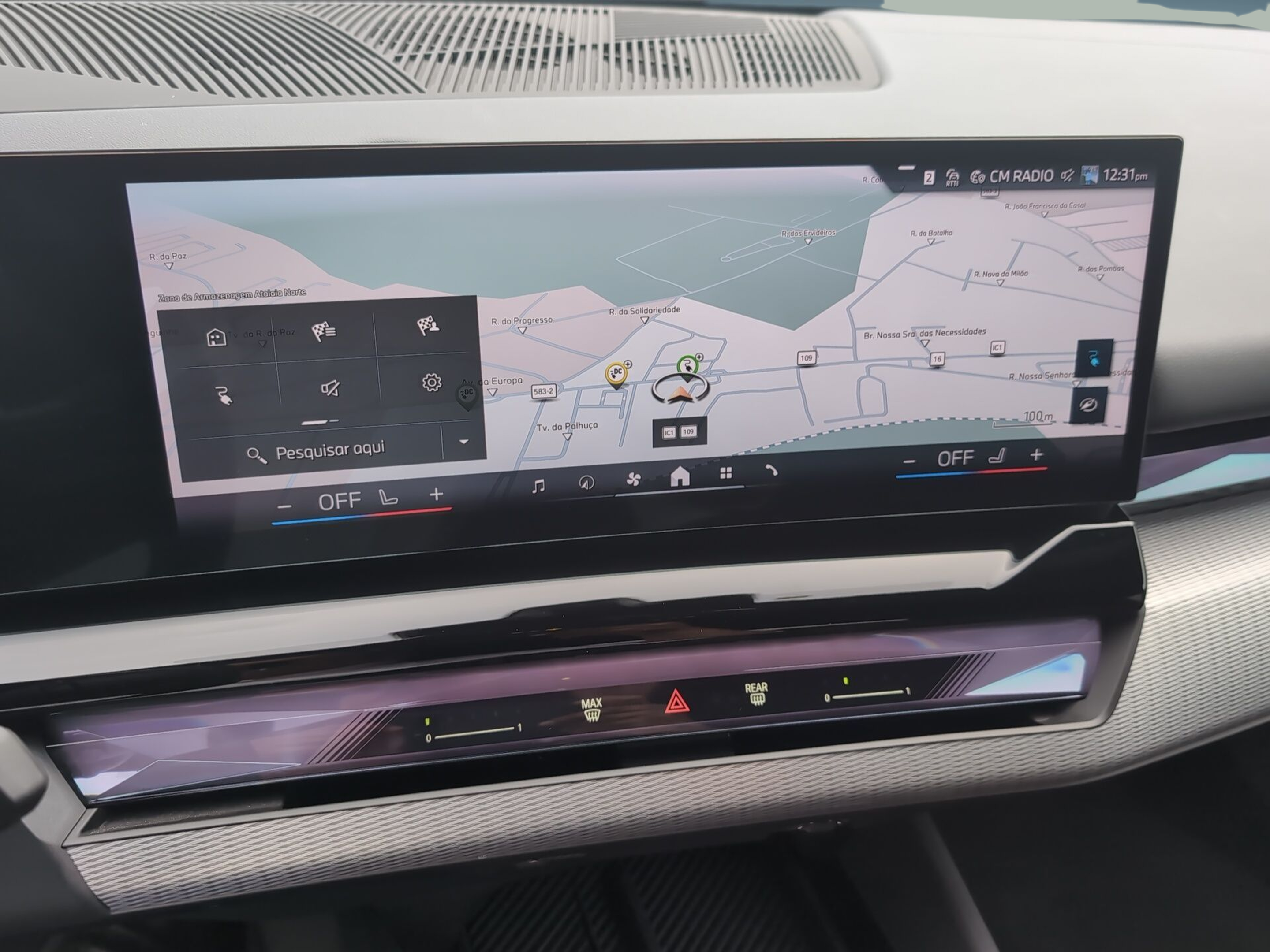 BMW i5 eDrive40 color Gris. Año 2025. 250KW(340CV). Elétrico. En concesionario Caetano Baviera Aveiro de Aveiro