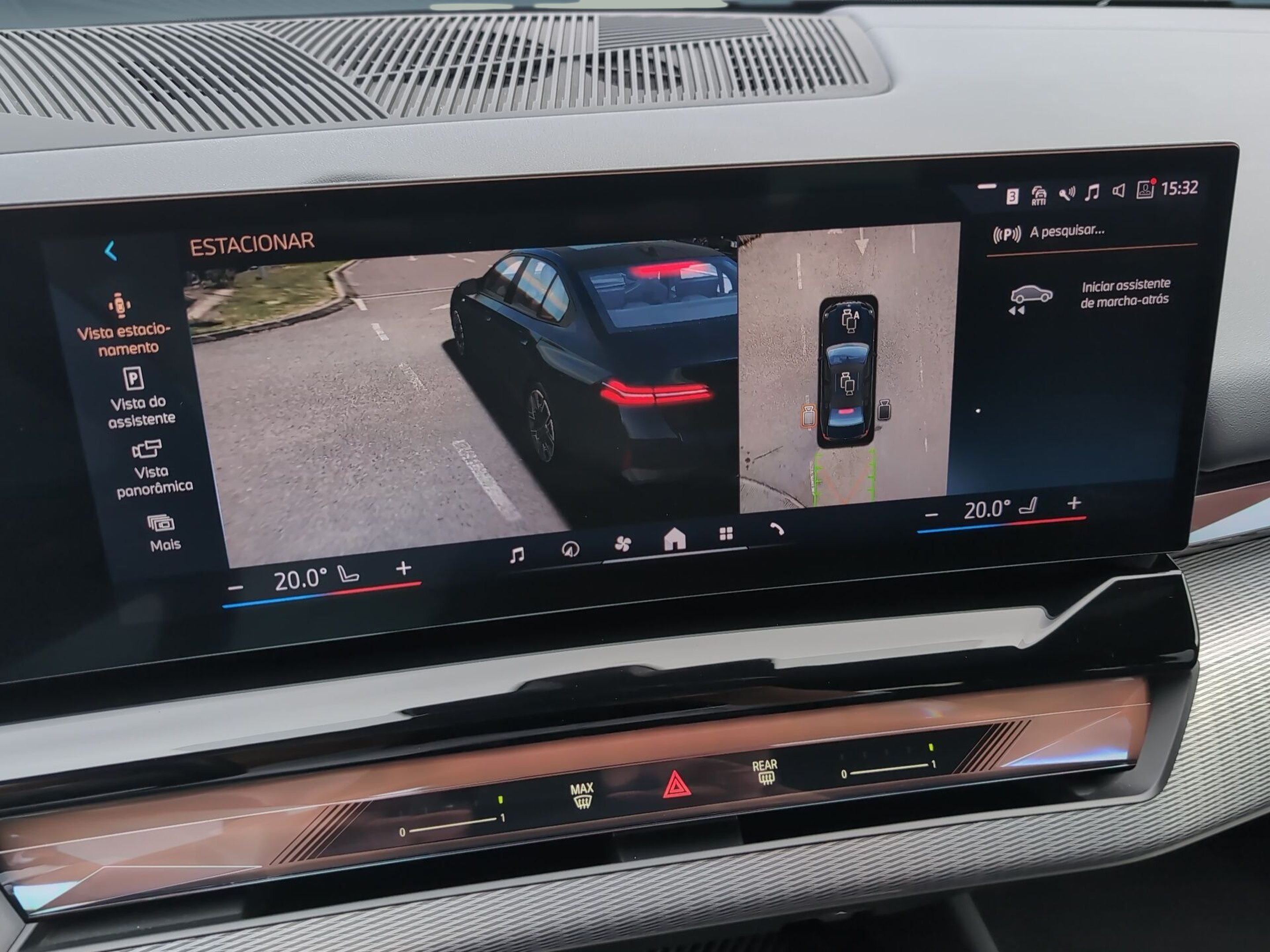 BMW i5 eDrive40 color Negro. Año 2023. 250KW(340CV). Elétrico. En concesionario Caetano Baviera Aveiro de Aveiro