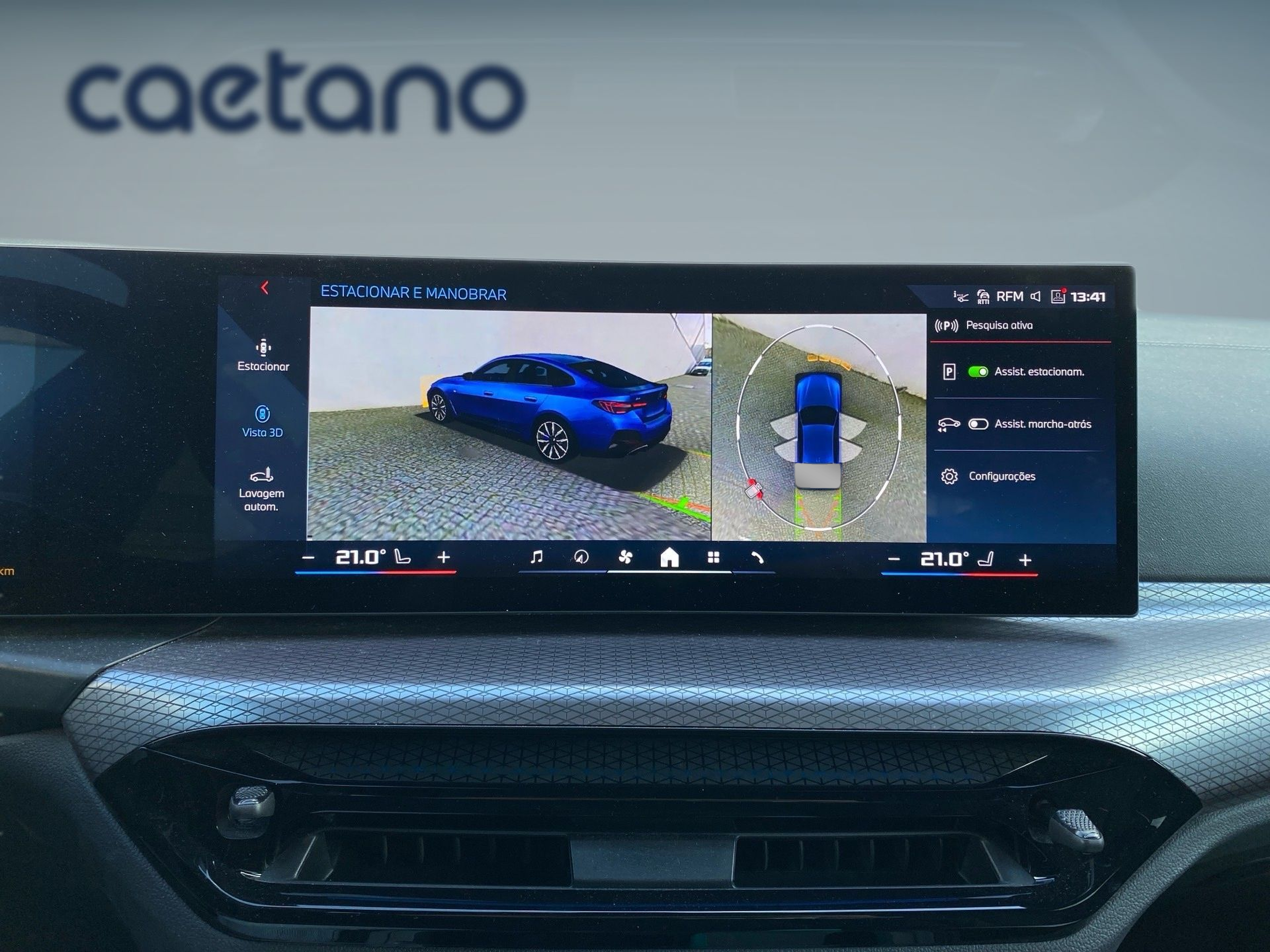 BMW i4 i4 M50 color Azul. Año 2025. 400KW(544CV). Elétrico. En concesionario Caetano Lisboa de Lisboa