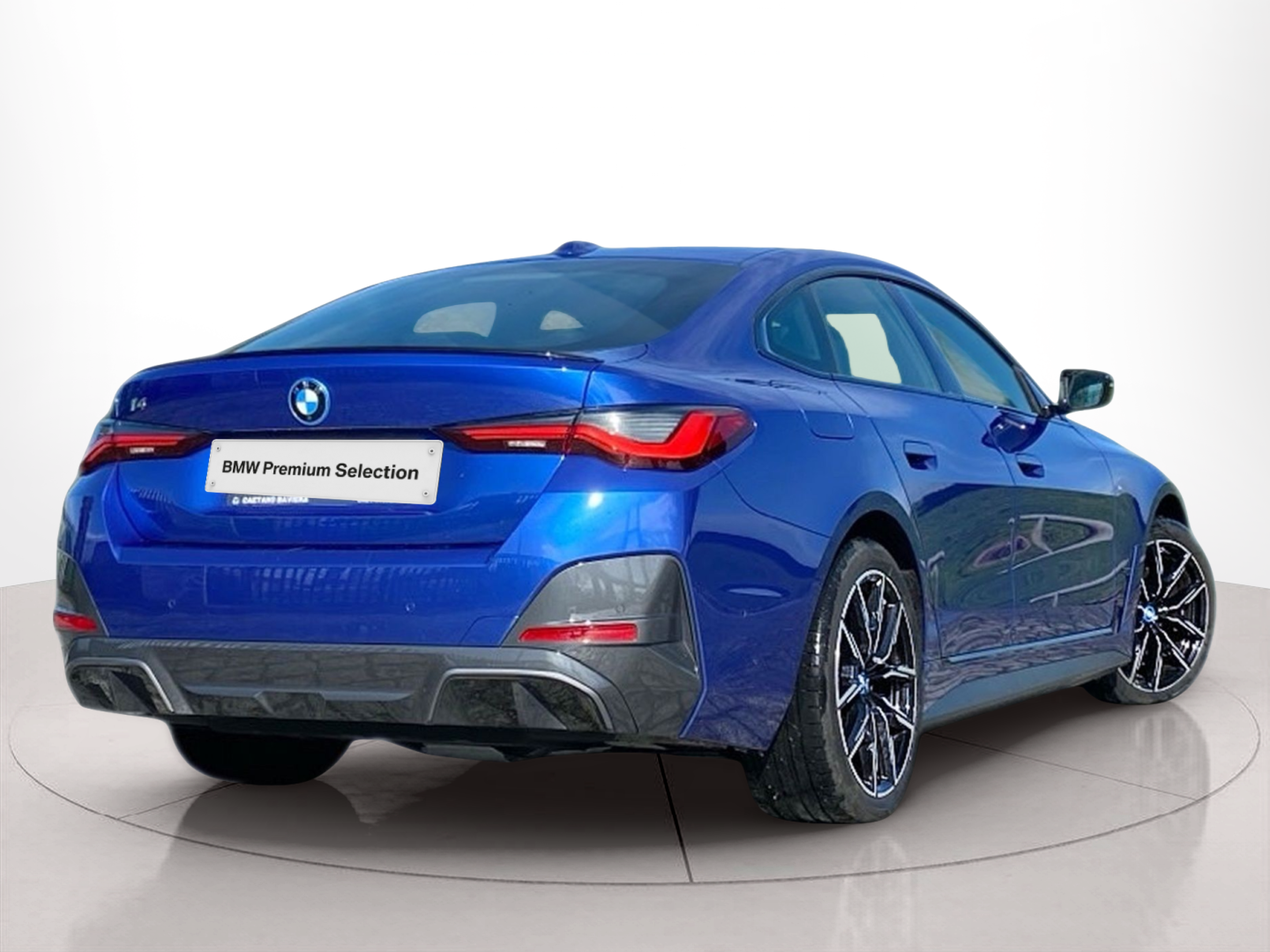 BMW i4 i4 eDrive35 color Azul. Año 2023. 210KW(286CV). Elétrico. En concesionario Caetano Lisboa de Lisboa