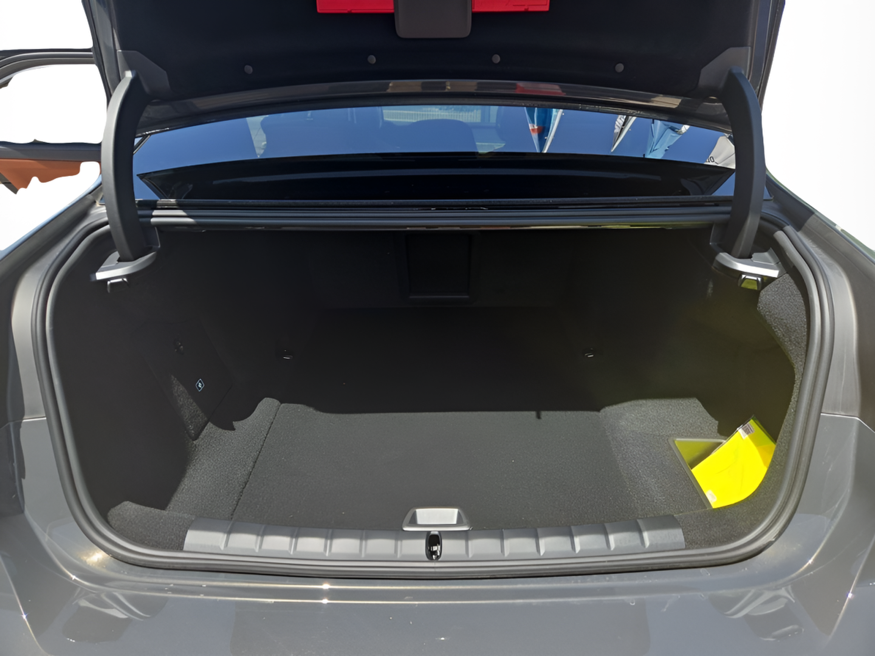 BMW I7 eDrive50 color Gris. Año 2024. 335KW(455CV). Elétrico. En concesionario Caetano Portimão de Portimão