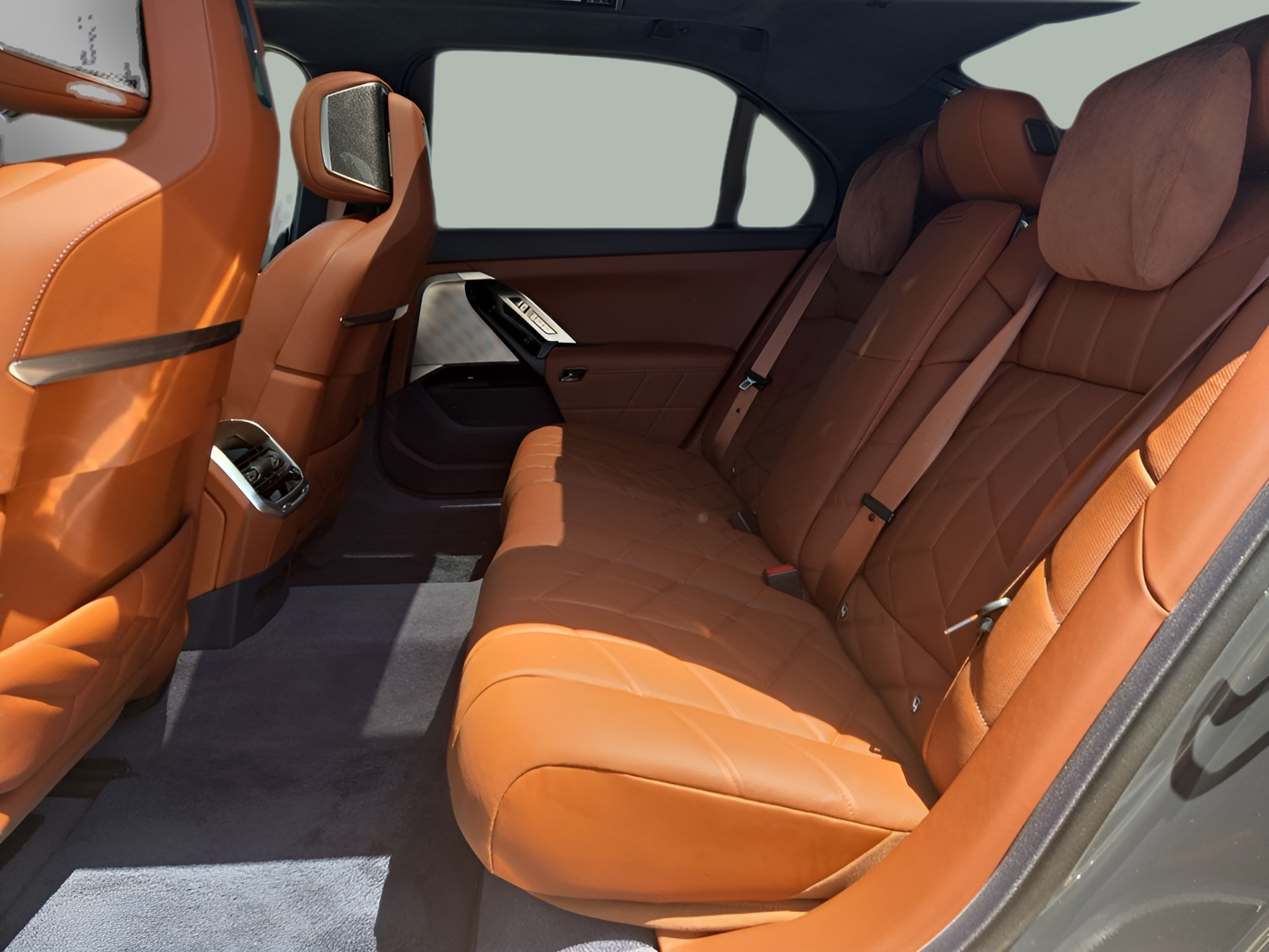 BMW I7 eDrive50 color Gris. Año 2024. 335KW(455CV). Elétrico. En concesionario Caetano Portimão de Portimão