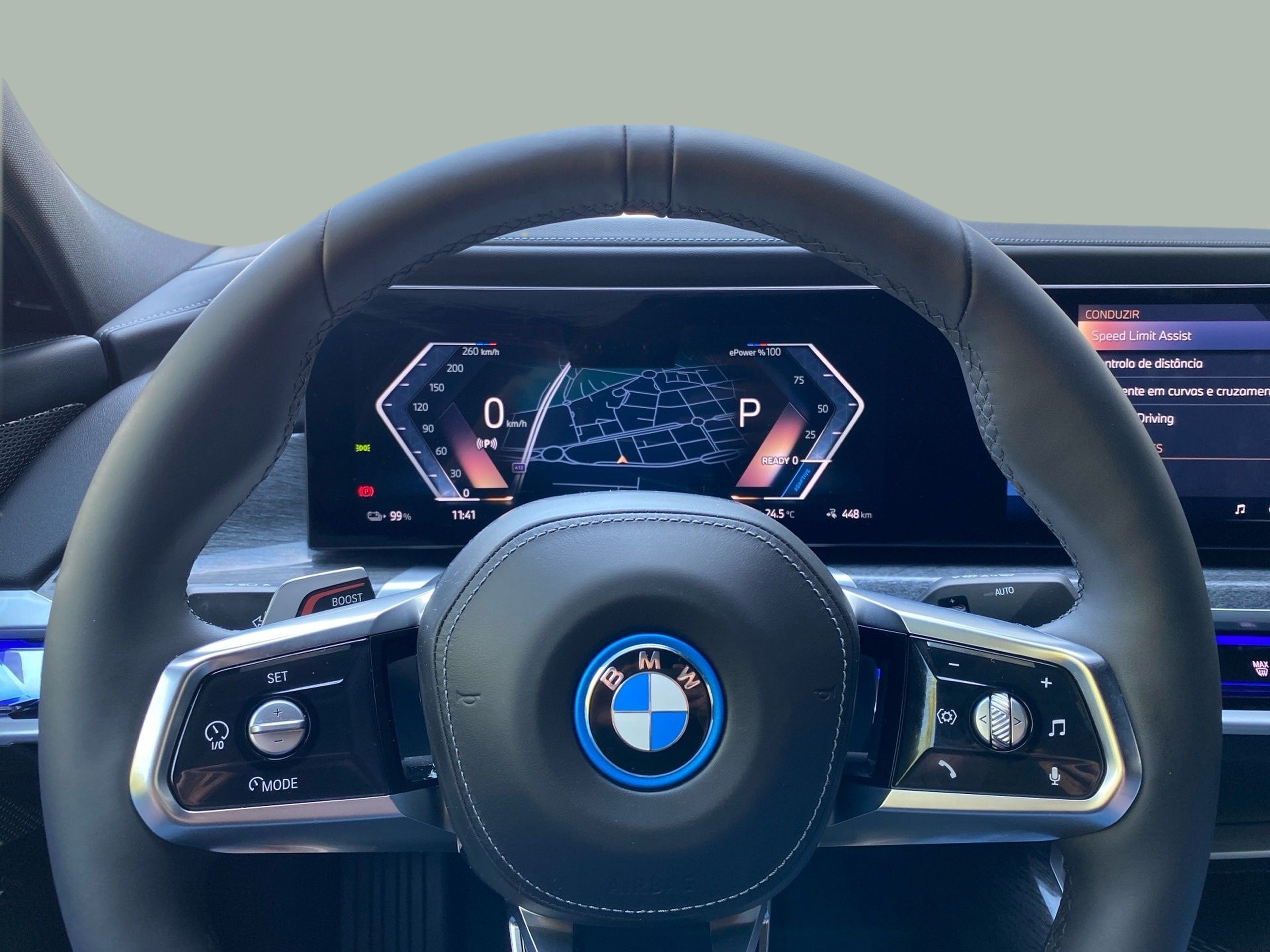 BMW I7 eDrive50 color Negro. Año 2025. 335KW(455CV). Elétrico. En concesionario Caetano Lisboa de Lisboa