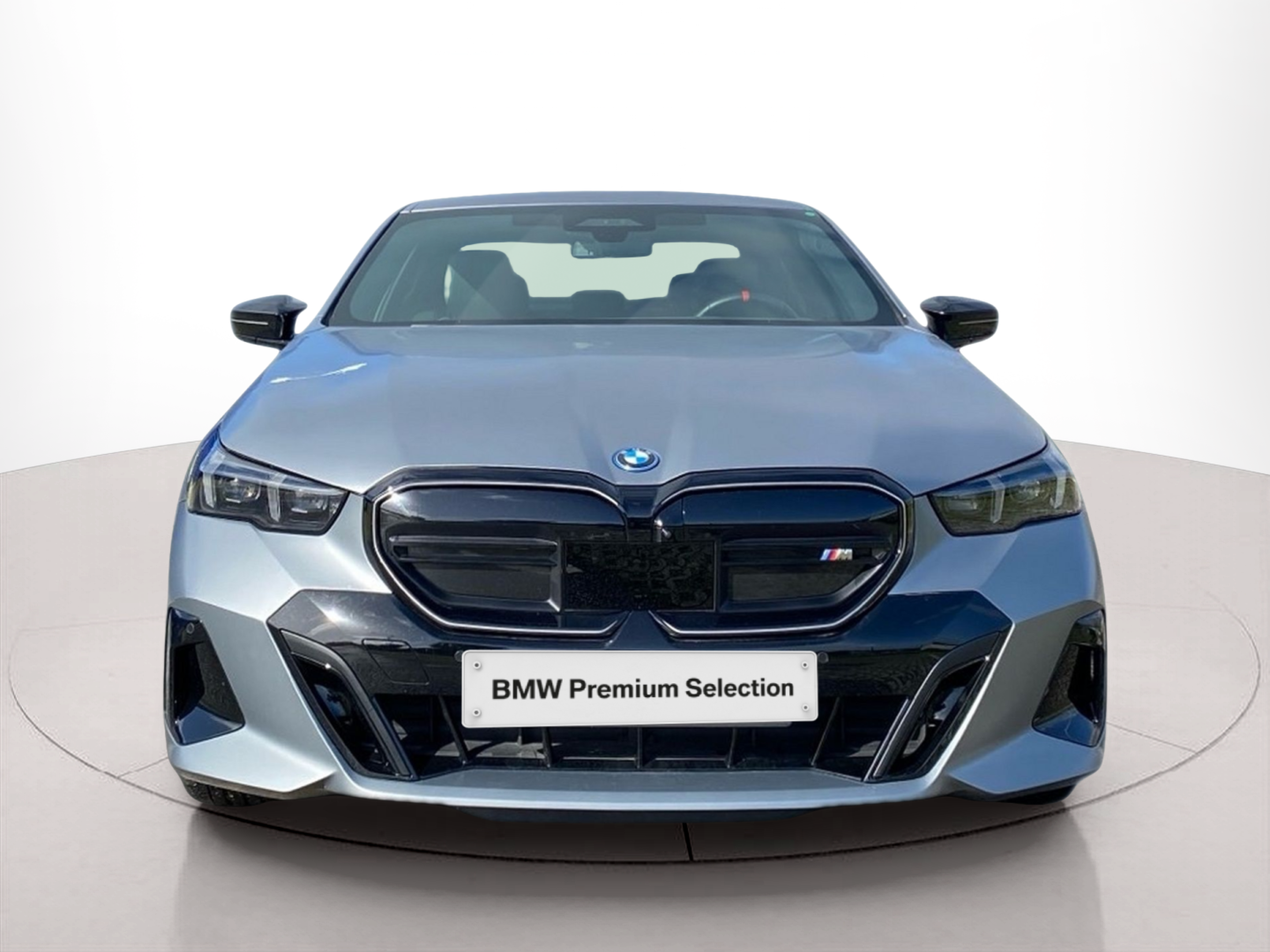 Fotos de BMW i5 M60 color Gris. Año 2023. 442KW(601CV). Elétrico. En concesionario Caetano Cascais de Cascais