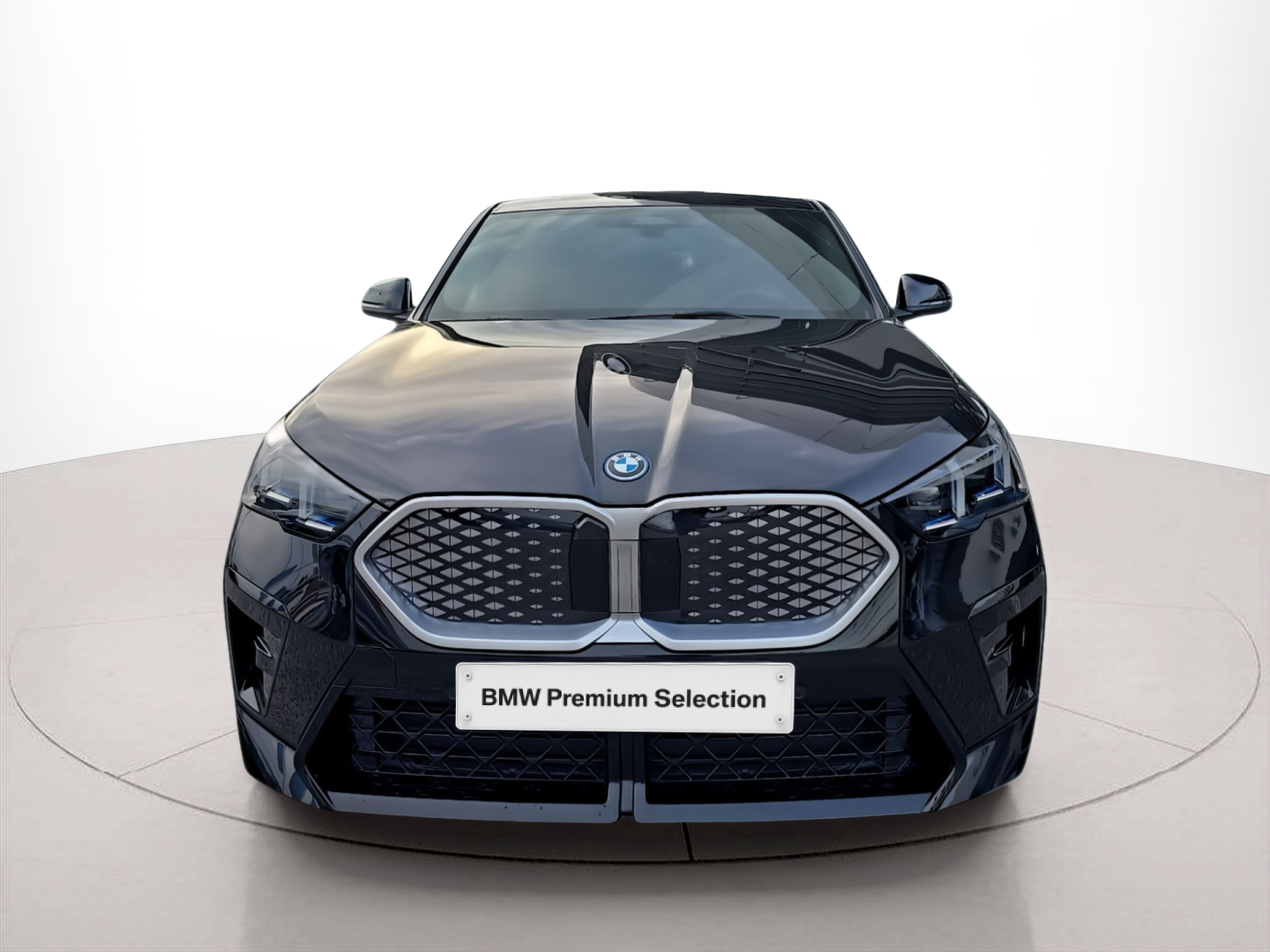 Fotos de BMW iX2 eDrive20 color Negro. Año 2025. 150KW(204CV). Elétrico. En concesionario Caetano Santa Maria da Feira de Santa Maria da Feira