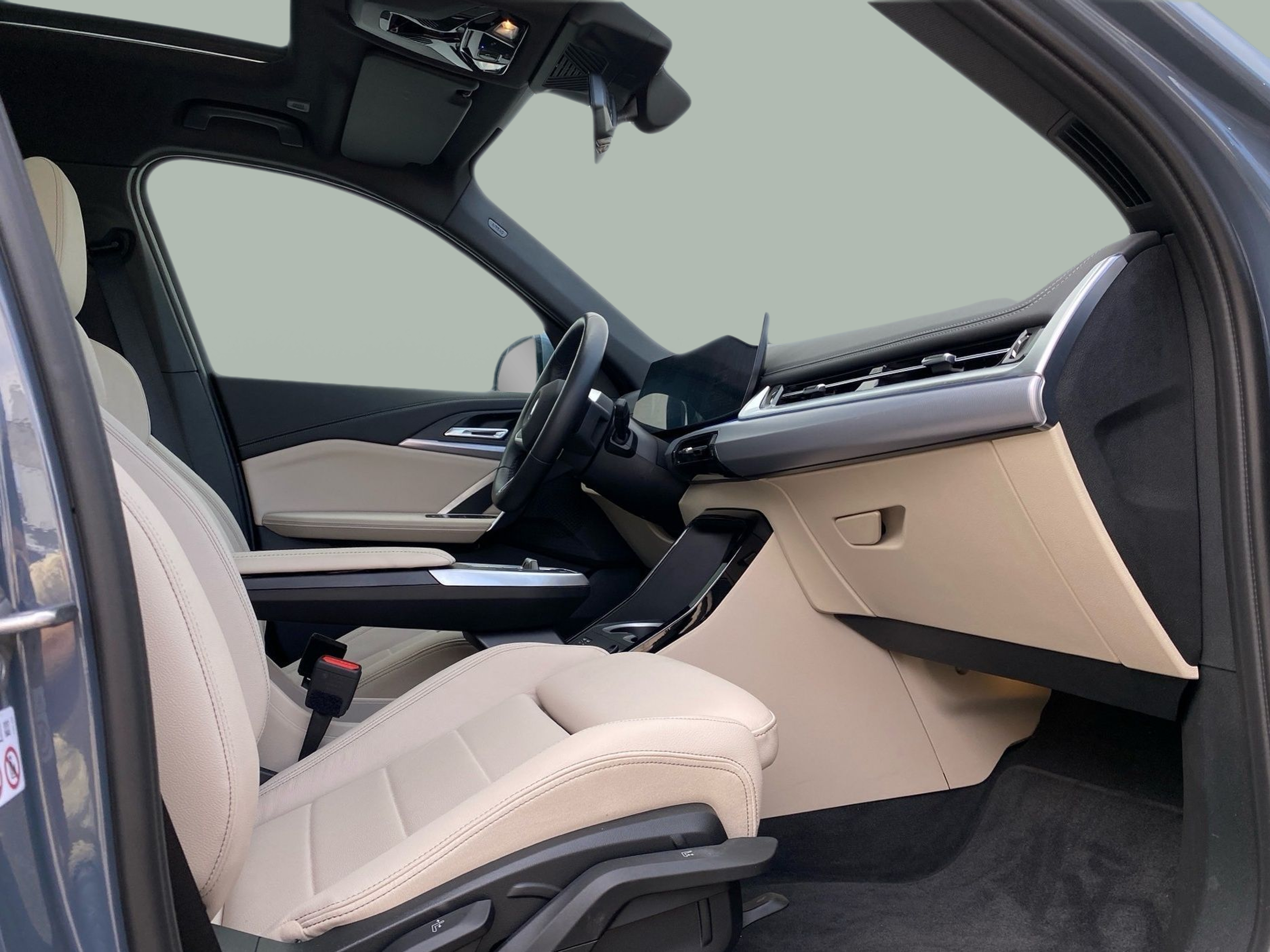 BMW iX1 xDrive30 color Gris. Año 2023. 230KW(313CV). Elétrico. En concesionario Caetano Lisboa de Lisboa