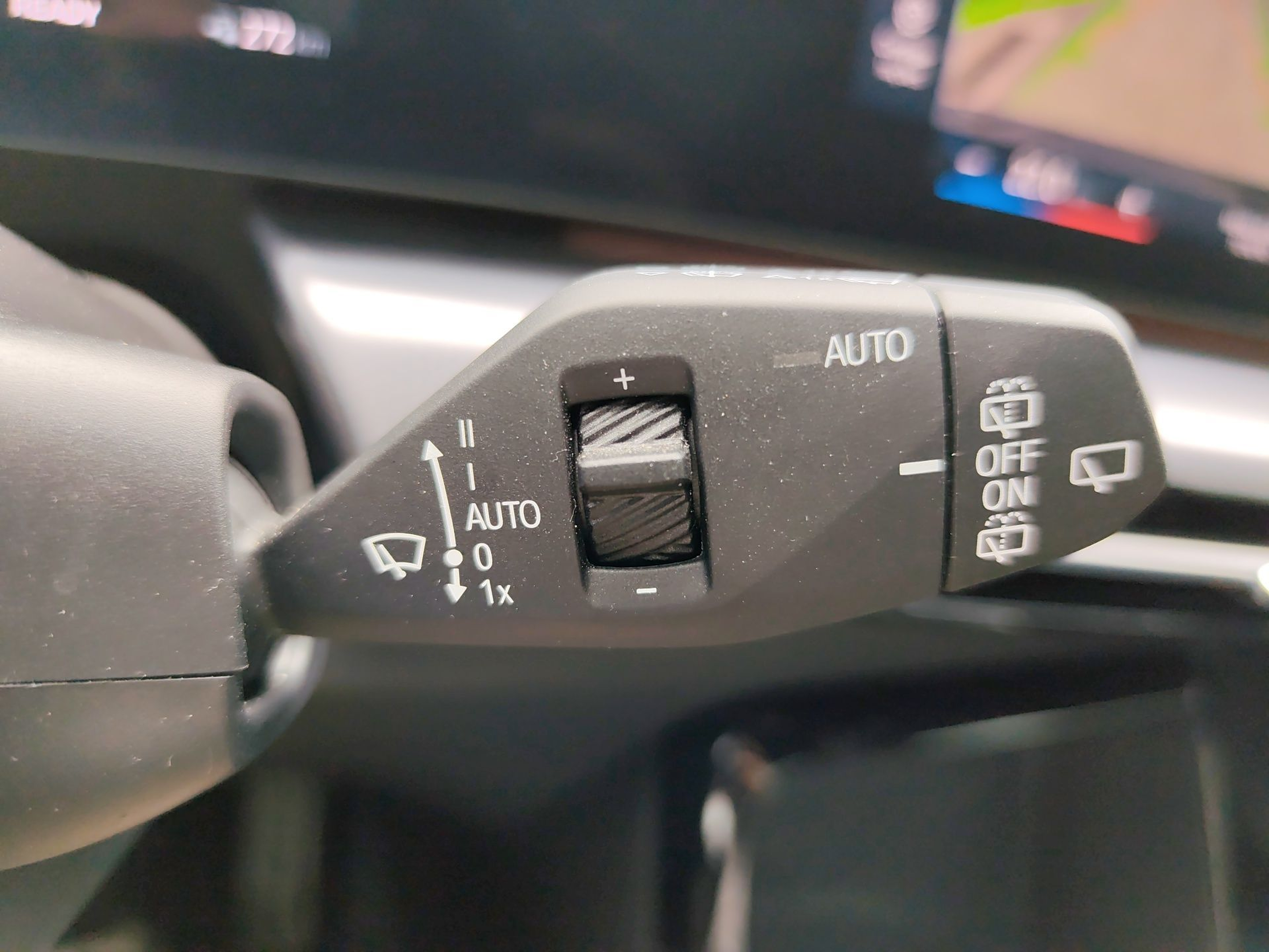 BMW iX1 xDrive30 color Negro. Año 2023. 230KW(313CV). Elétrico. En concesionario Caetano Baviera Santa Maria da Feira de Santa Maria da Feira