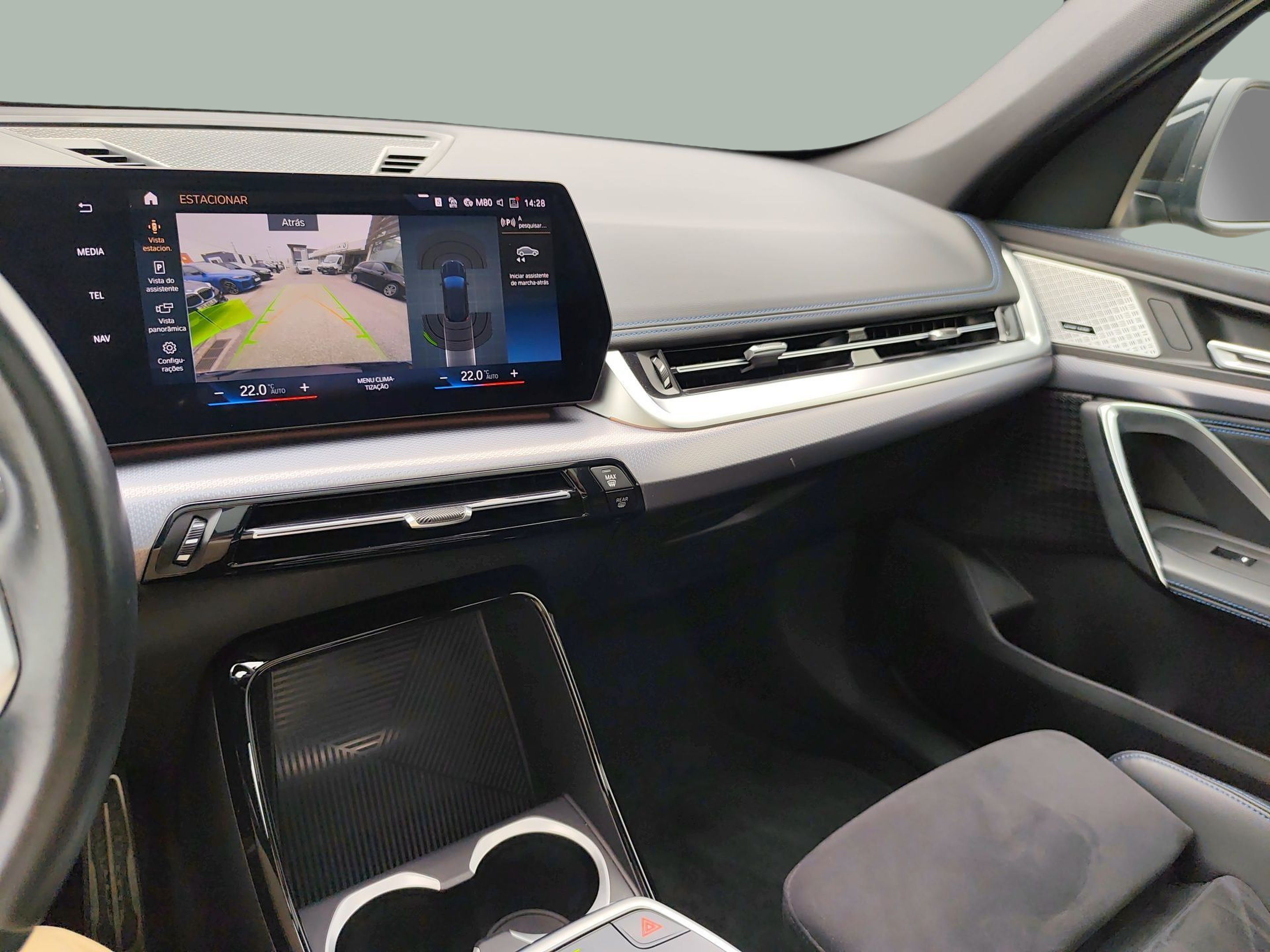 BMW iX1 xDrive30 color Negro. Año 2023. 230KW(313CV). Elétrico. En concesionario Caetano Baviera Santa Maria da Feira de Santa Maria da Feira