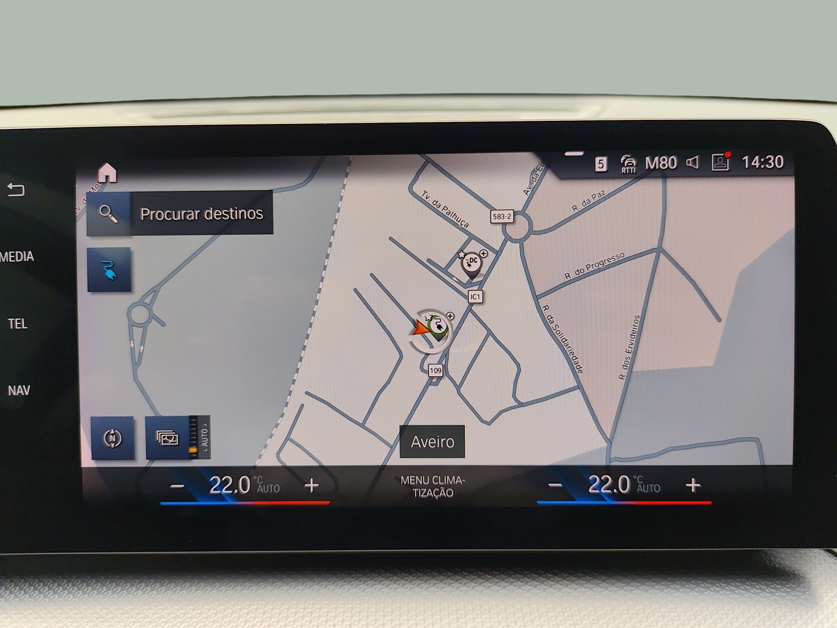 BMW iX1 xDrive30 color Negro. Año 2023. 230KW(313CV). Elétrico. En concesionario Caetano Baviera Santa Maria da Feira de Santa Maria da Feira