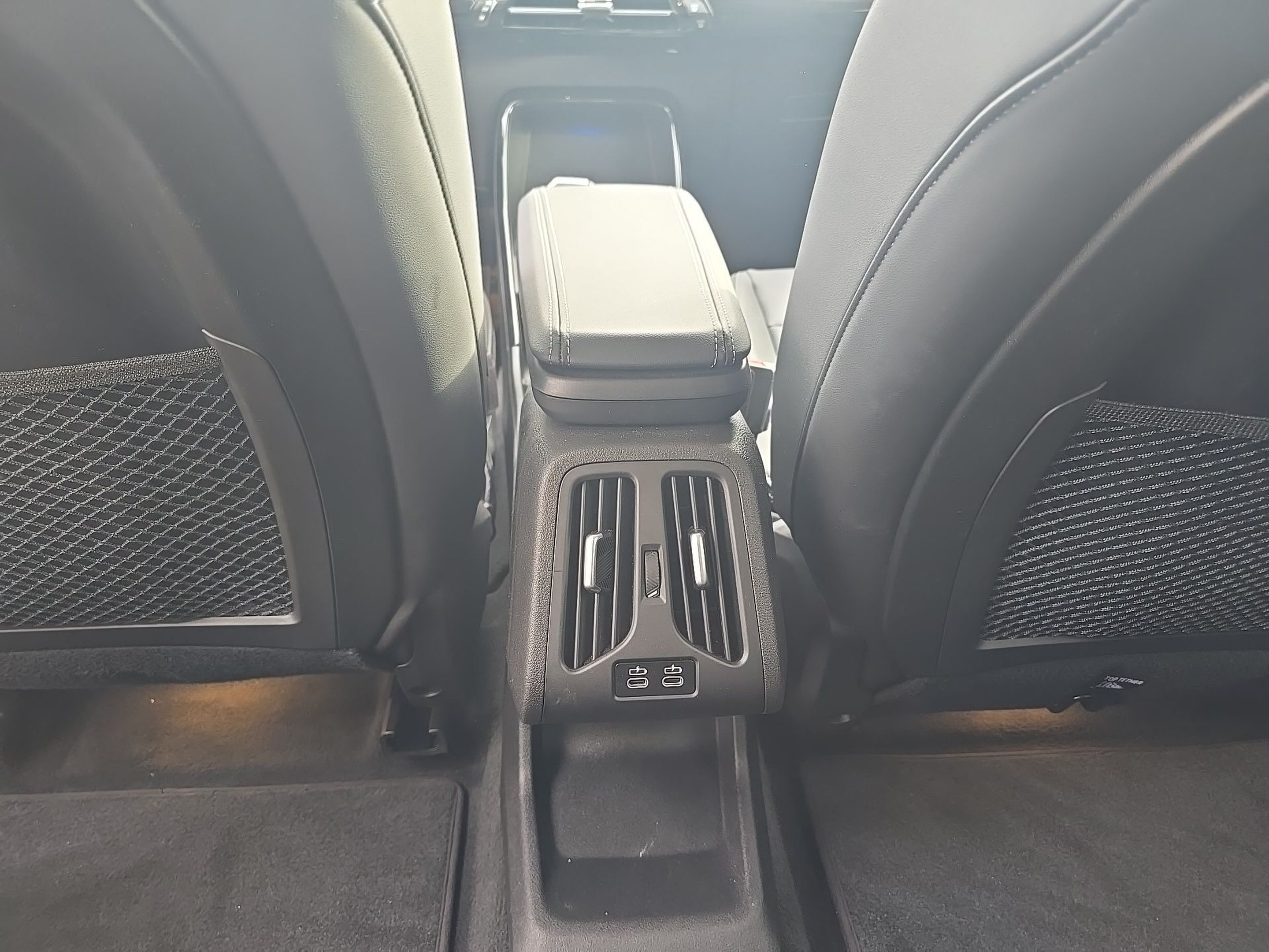 BMW iX1 eDrive20 color Negro. Año 2024. 150KW(204CV). Elétrico. En concesionario Caetano Aveiro de Aveiro