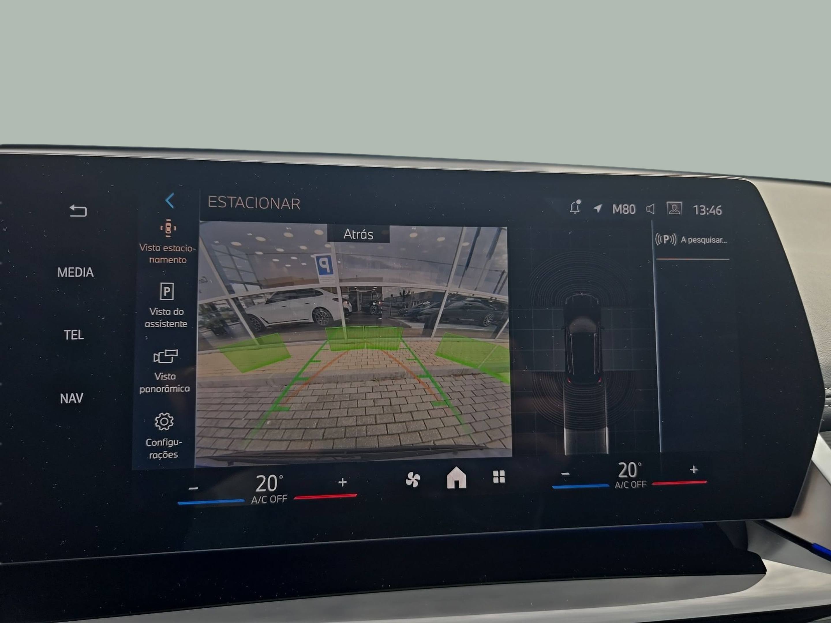 BMW iX1 eDrive20 color Negro. Año 2024. 150KW(204CV). Elétrico. En concesionario Caetano Aveiro de Aveiro