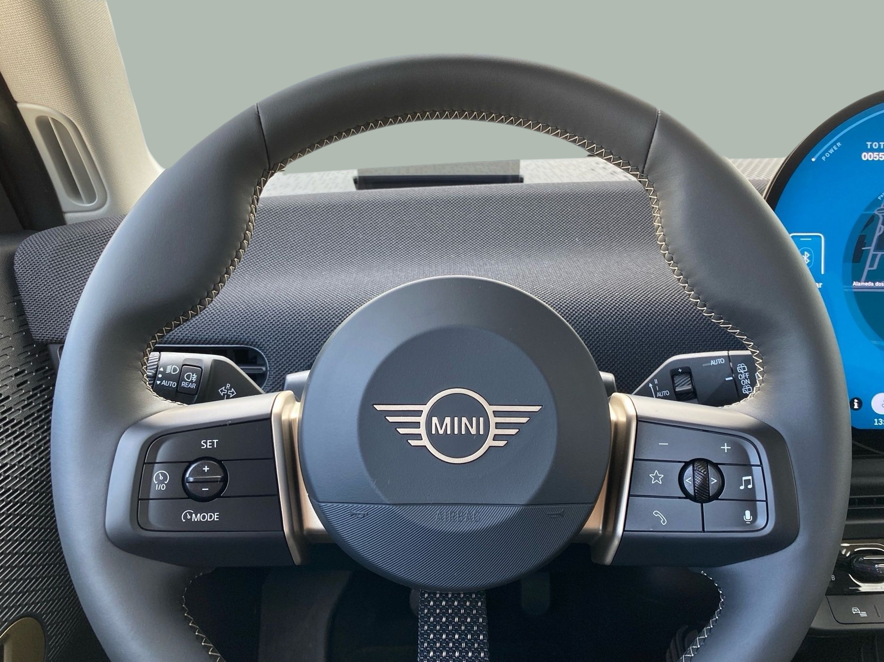 fotoG 10 del MINI MINI 3 Portas Cooper E 135 kW (184 CV) 184cv Elétrico de 2024 em Vila Nova de Gaia