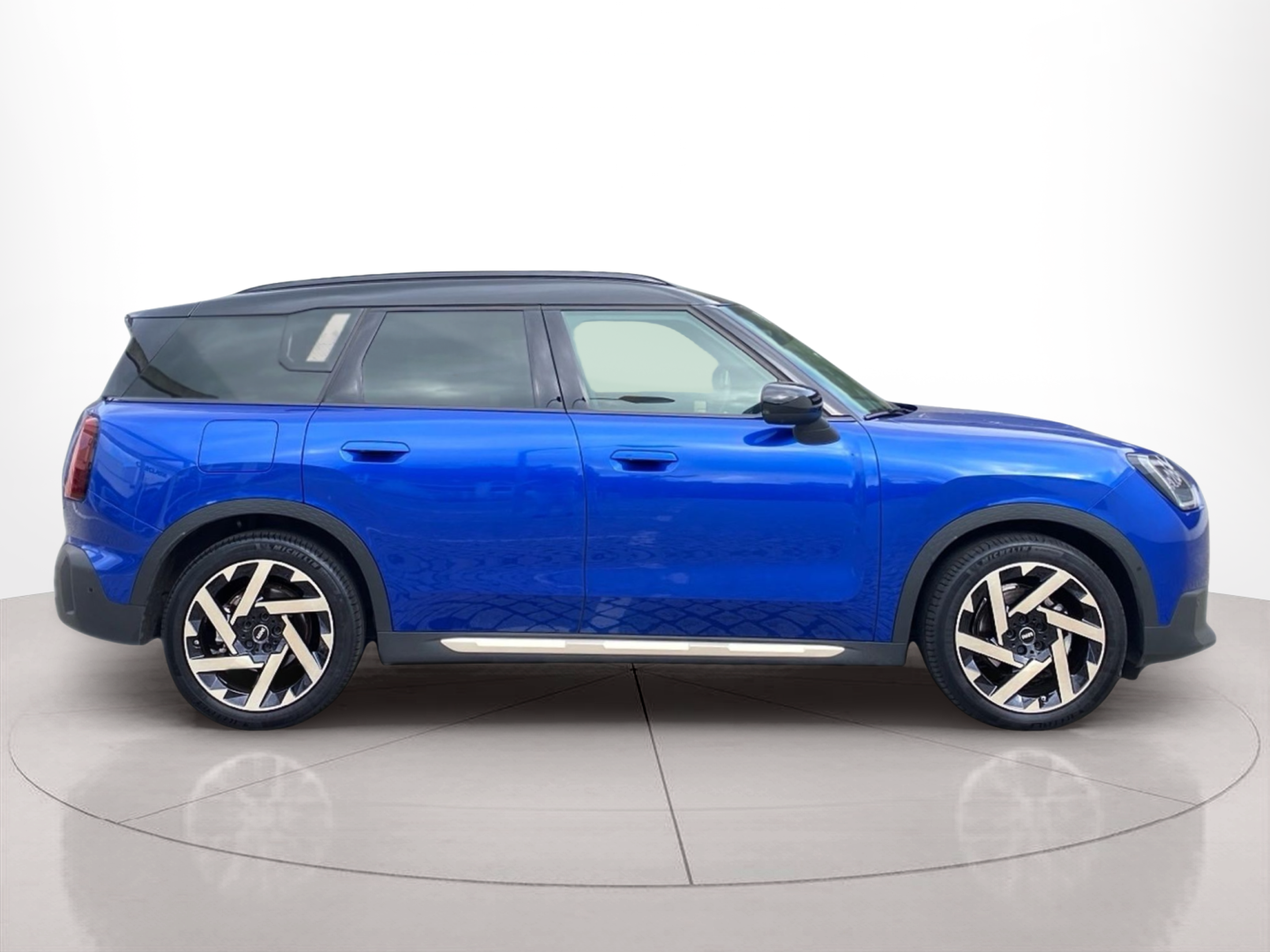 Fotos de Countryman Eléctrico E 150 kW (204 CV)