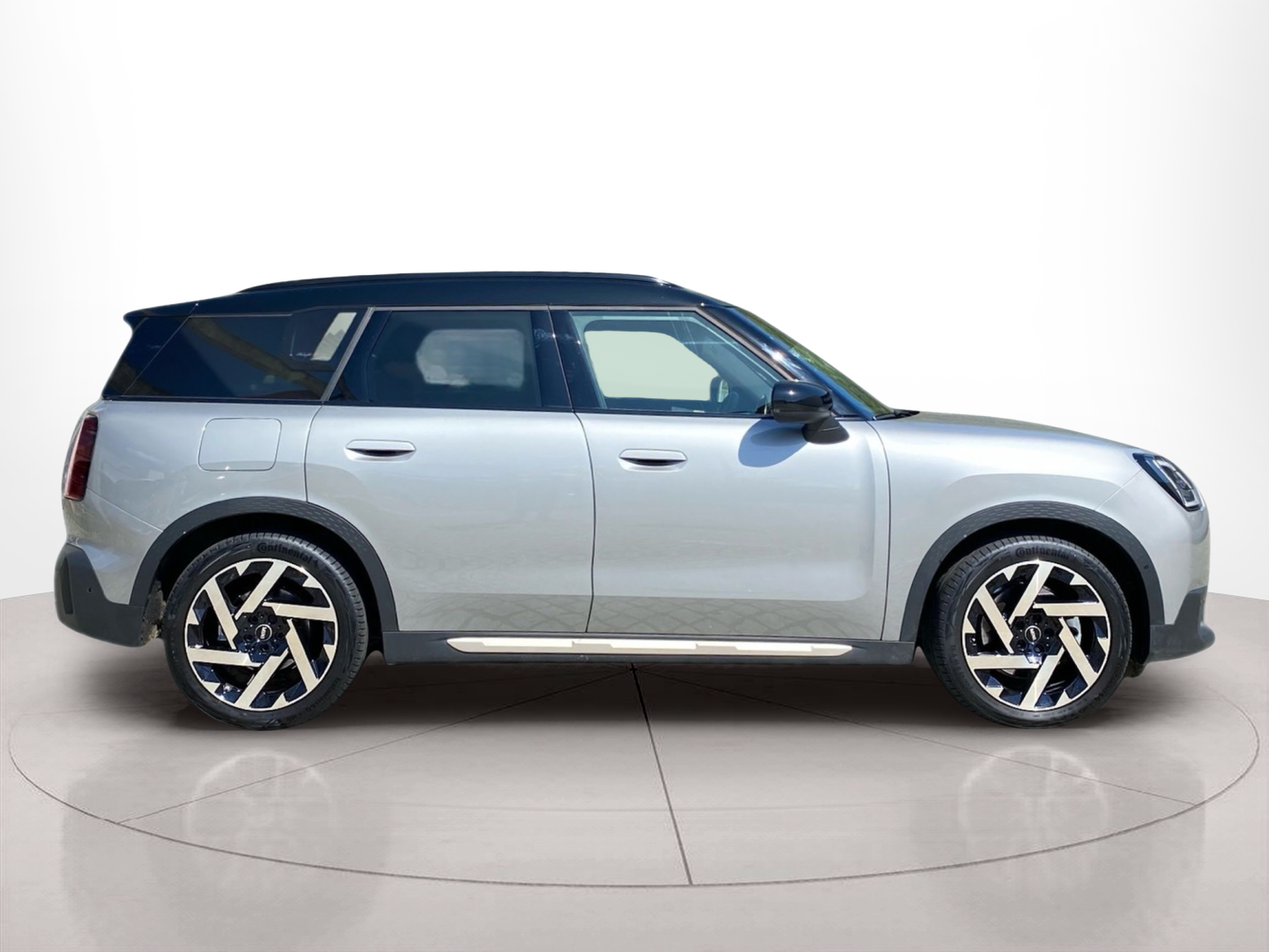 Fotos de MINI Countryman SE ALL4 	230 kW (313 CV)