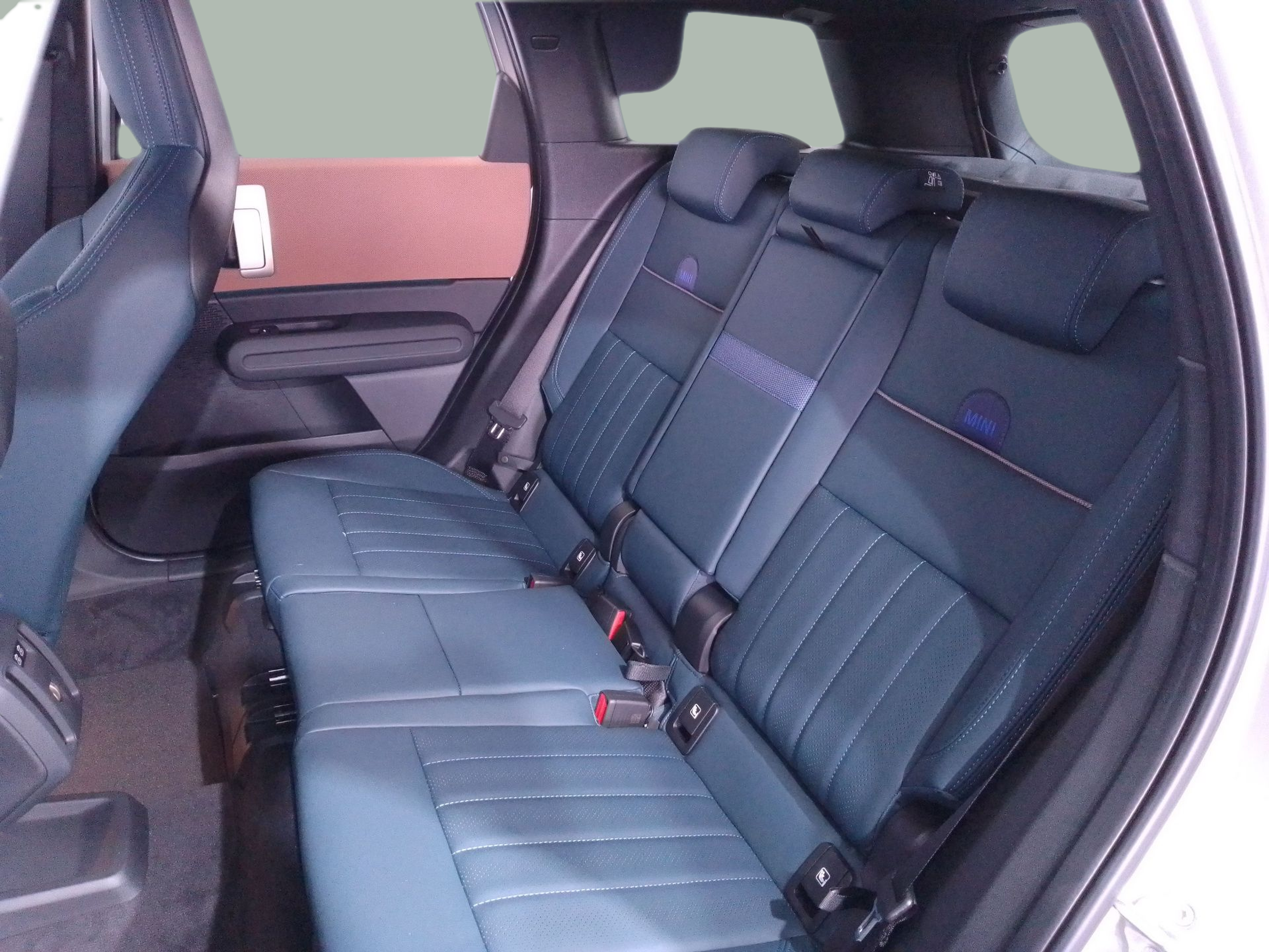 fotoG 10 del MINI MINI Countryman D 120 kW (163 CV) 163cv Diesel de 2024 em Vila Nova de Gaia