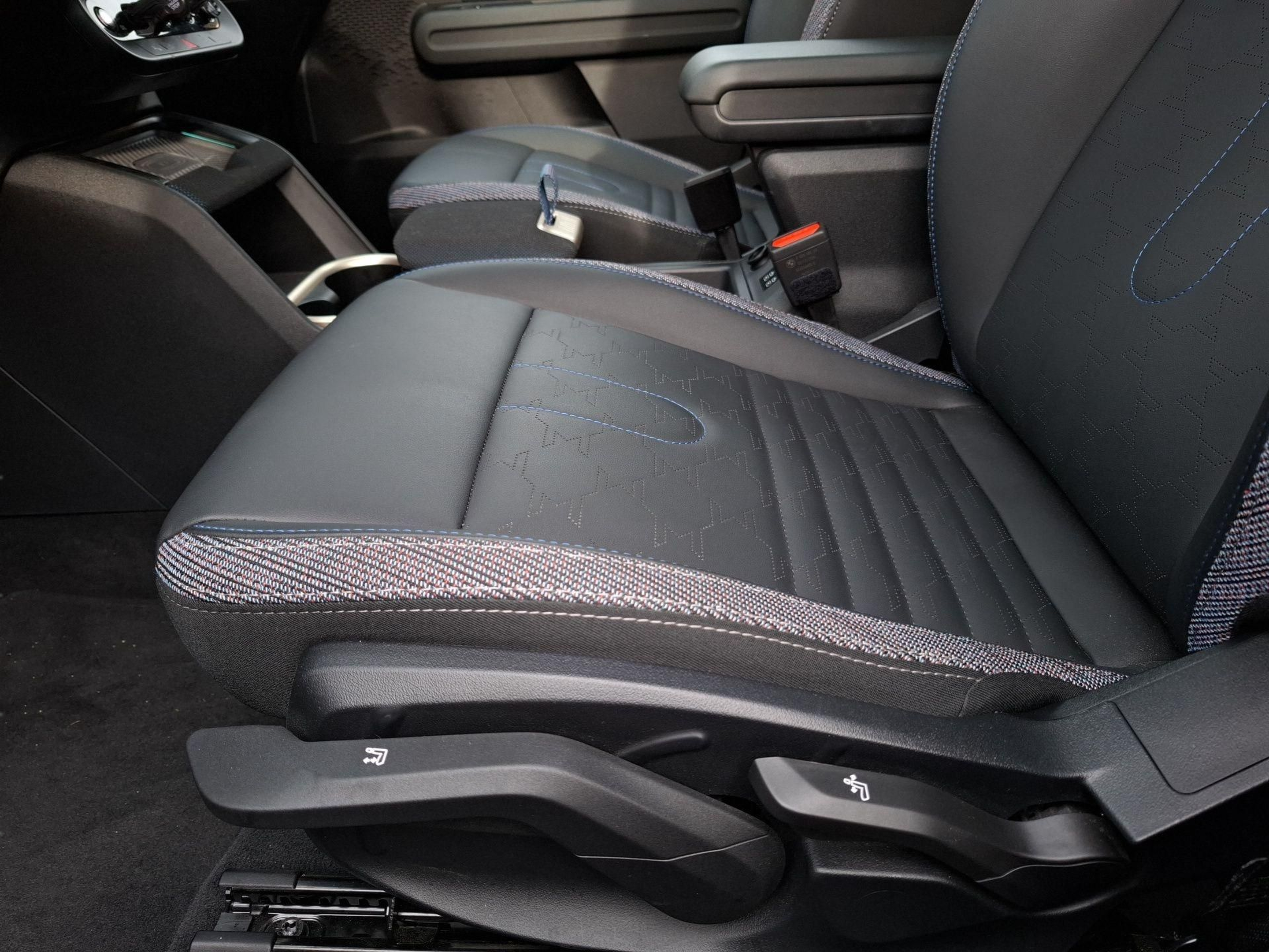 fotoG 15 del MINI MINI Countryman D 120 kW (163 CV) 163cv Diesel de 2025 em Vila Nova de Gaia