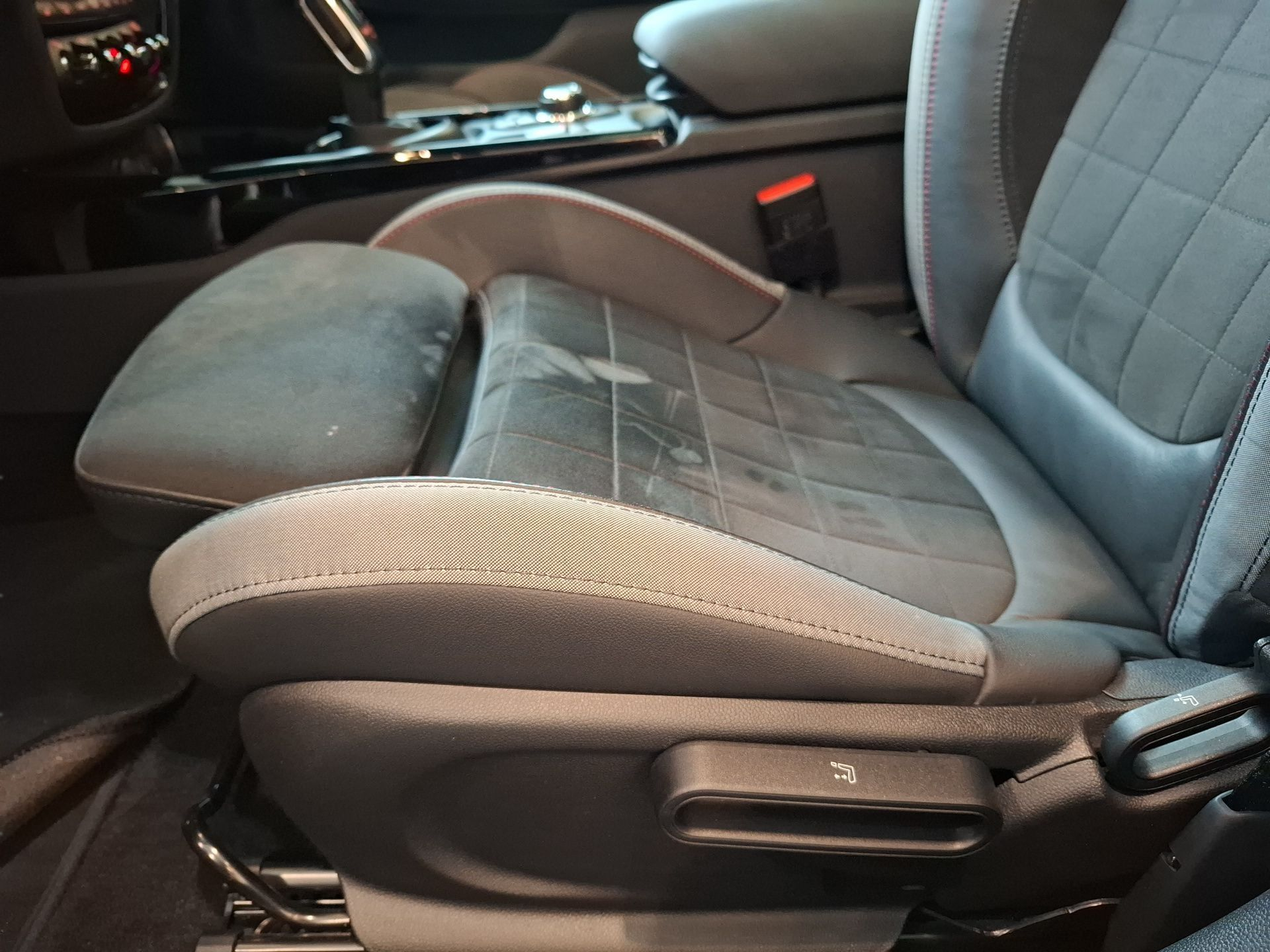 fotoG 14 del MINI MINI Clubman John Cooper Works ALL4 225 kW (306 CV) 306cv Gasolina de 2023 em Vila Nova de Gaia