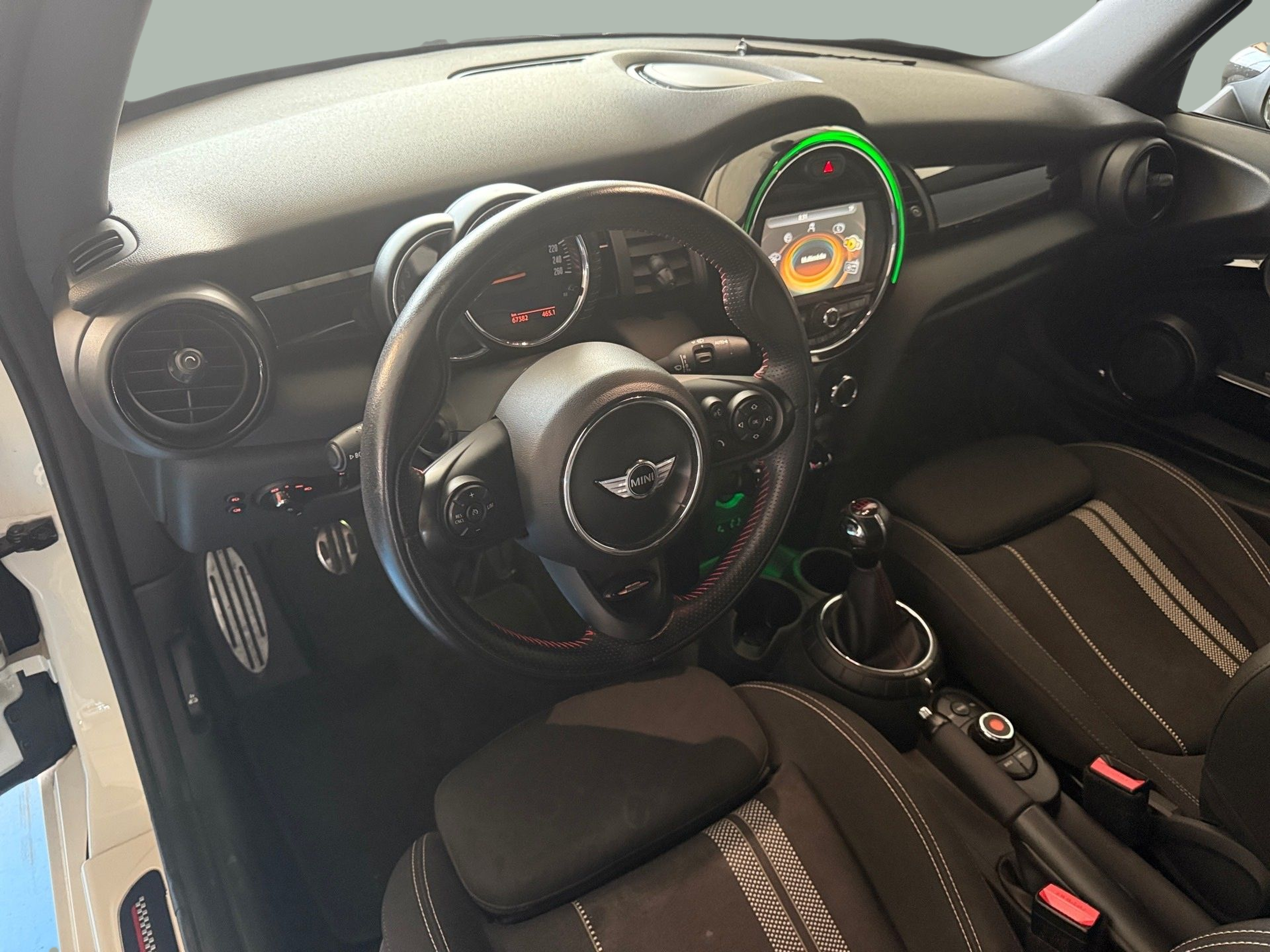 fotoG 7 del MINI MINI Cabrio Cooper D 85 kW (116 CV) 116cv Diesel de 2016 em Vila Nova de Gaia
