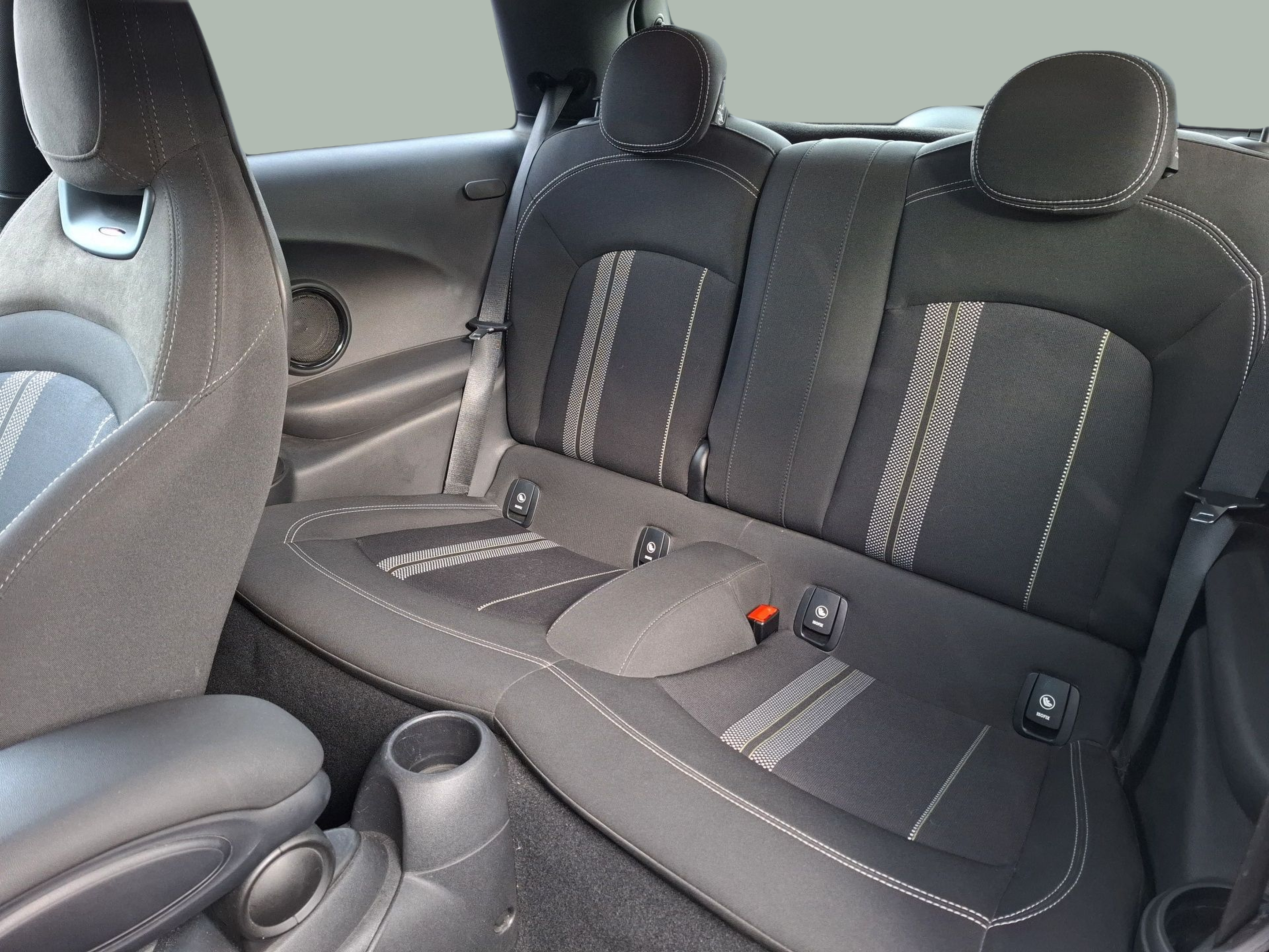 fotoG 13 del MINI MINI 3 Portas One 75 kW (102 CV) 102cv Gasolina de 2020 em Vila Nova de Gaia