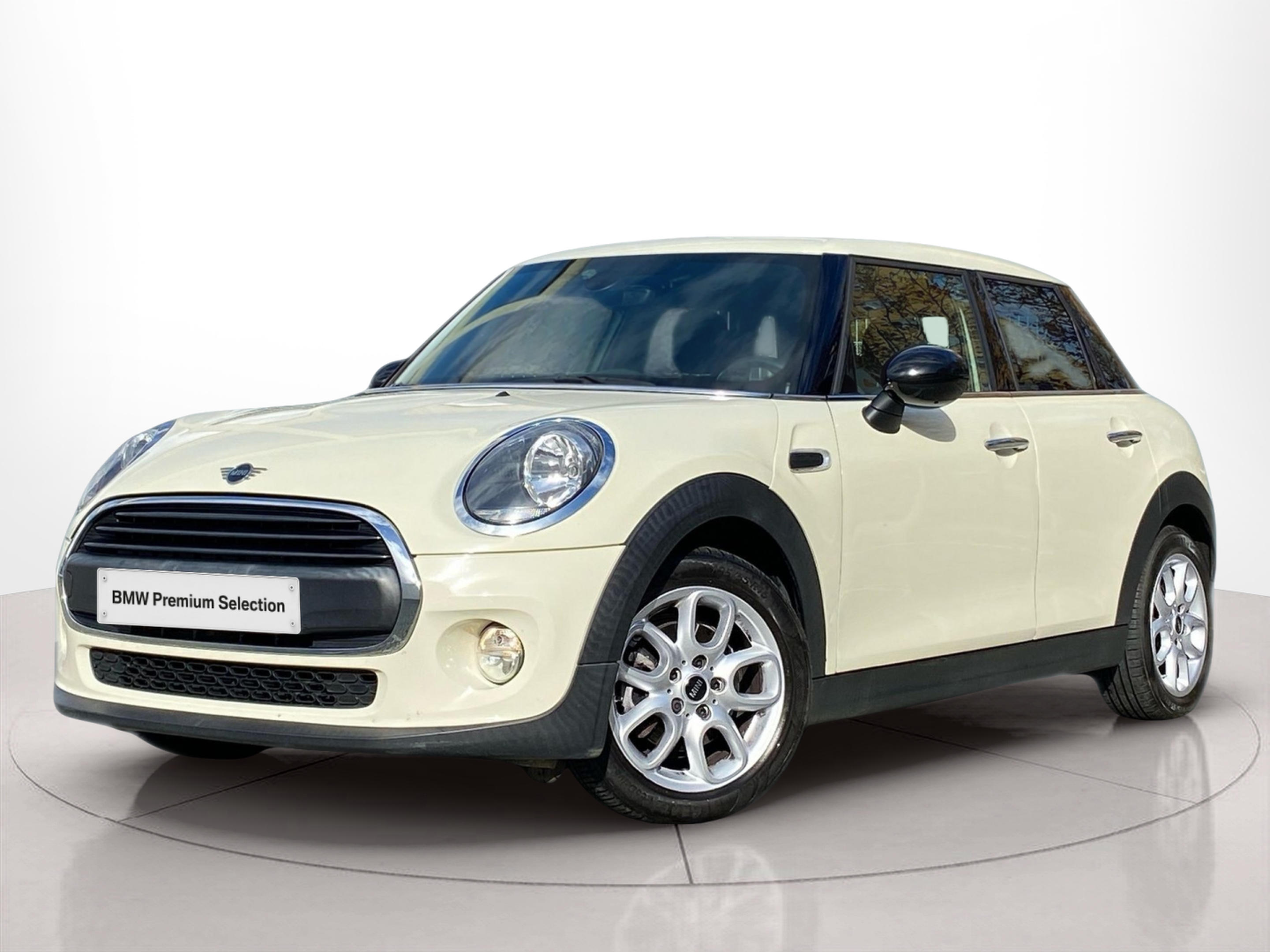 fotoG 0 del MINI MINI 5 Portas Cooper D 70 kW (95 CV) 95cv Diesel de 2019 em Vila Nova de Gaia