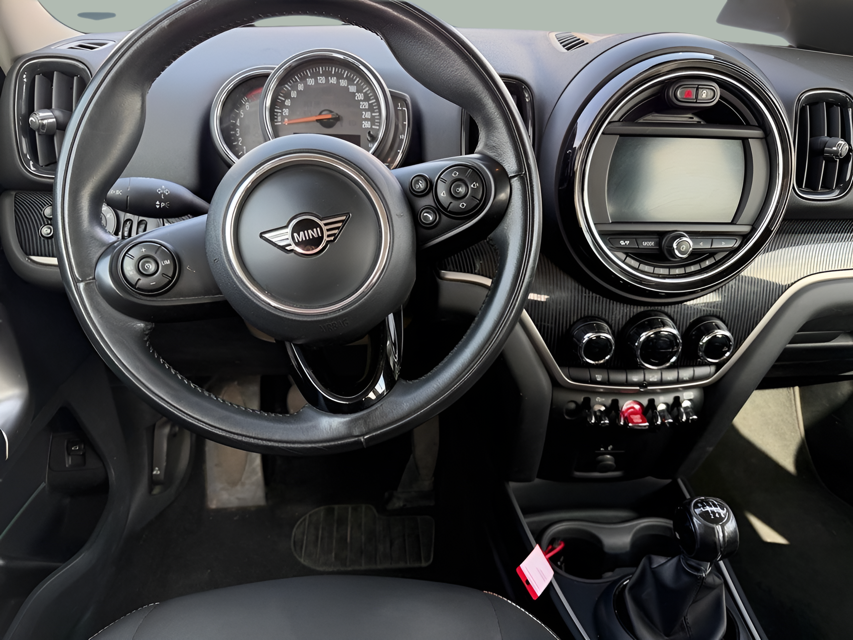fotoG 13 del MINI MINI Countryman One 75 kW (102 CV) 102cv Gasolina de 2019 em Vila Nova de Gaia