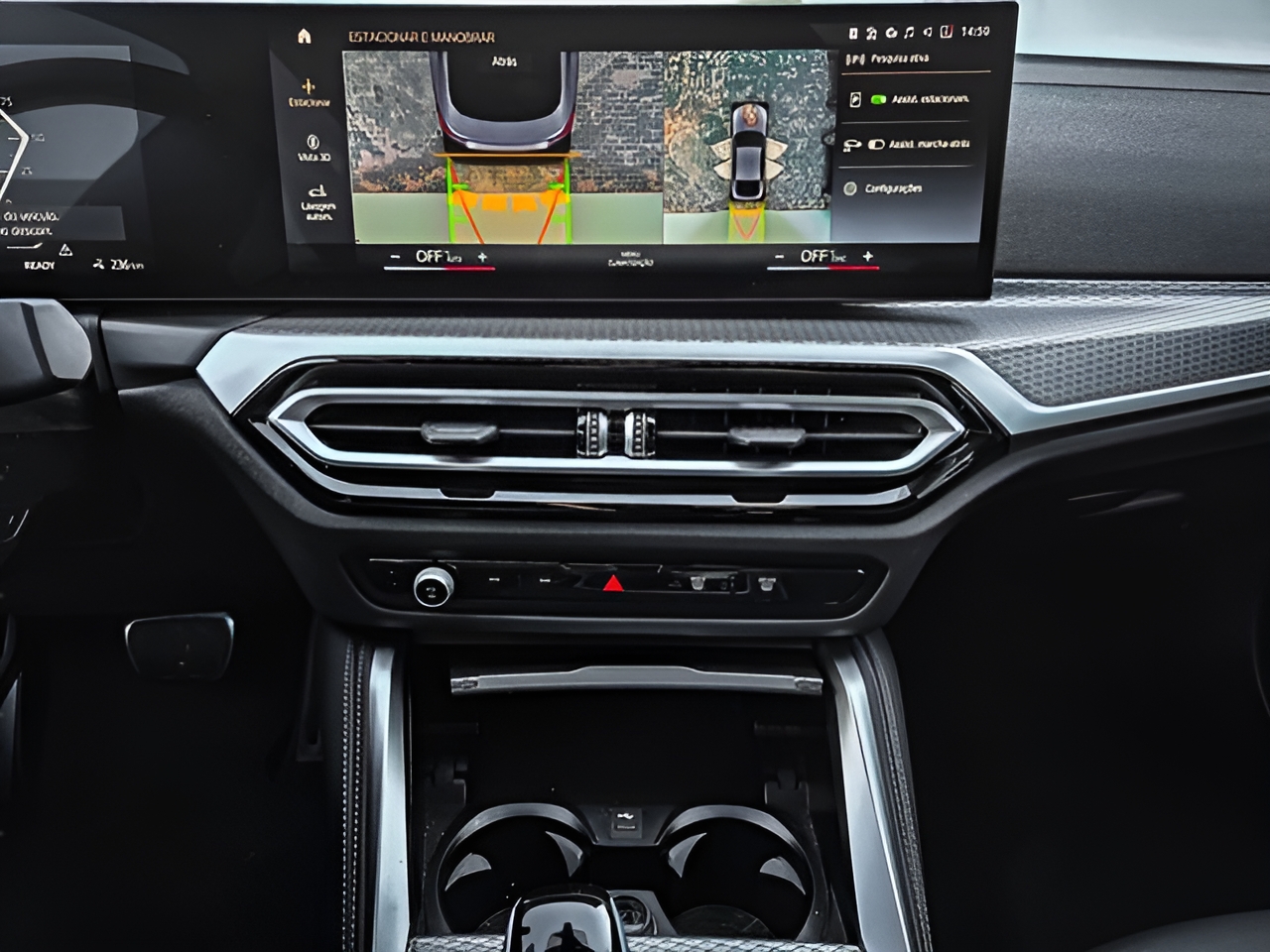 BMW i4 i4 M50 color Gris. Año 2023. 400KW(544CV). Elétrico. En concesionario MCoutinho Bomcar Coimbra de Coimbra