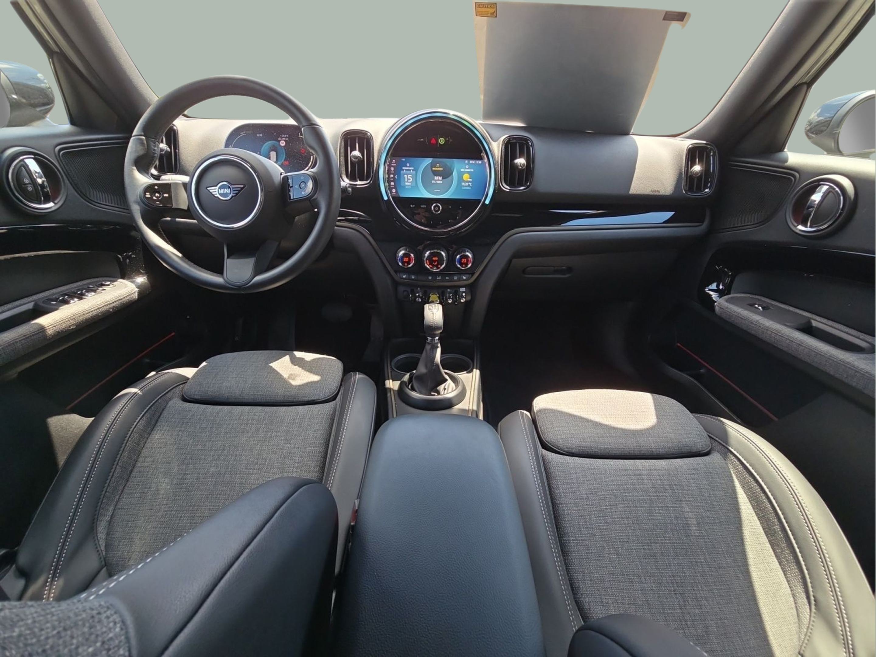 fotoG 6 del MINI MINI Countryman Cooper S E ALL4 162 kW (220 CV) 220cv Elétrico / Gasolina Híbrido de 2023 em Bragança