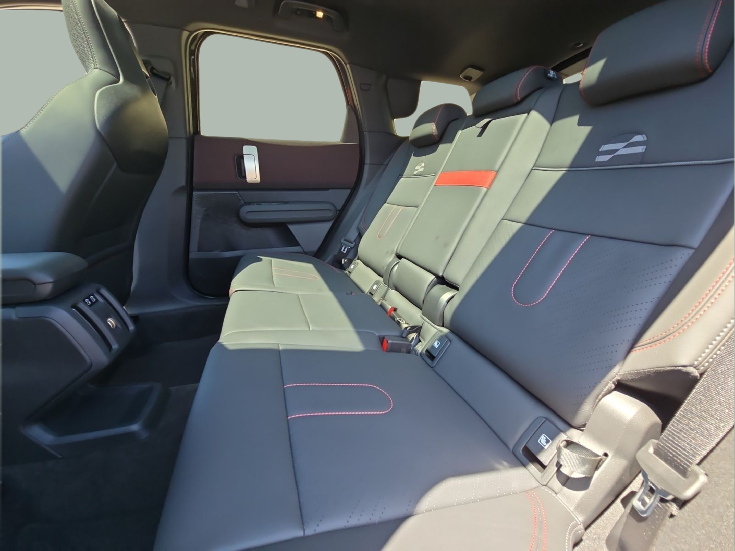 fotoG 8 del MINI MINI Countryman C 125 kW (170 CV) 170cv Gasolina de 2024 em Bragança