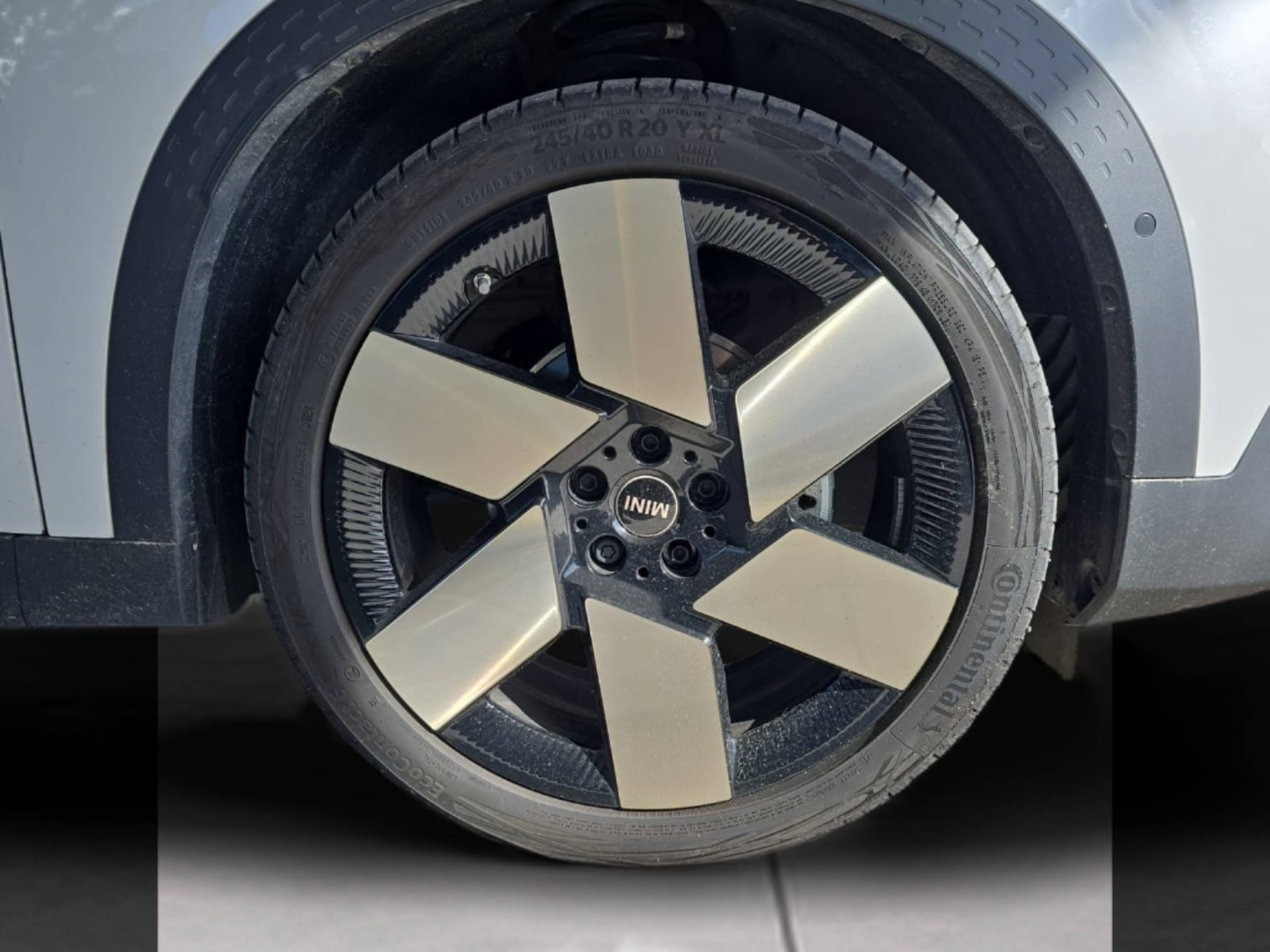 fotoG 16 del MINI Countryman Eléctrico E 150 kW (204 CV) 204cv Elétrico de 2024 em Bragança