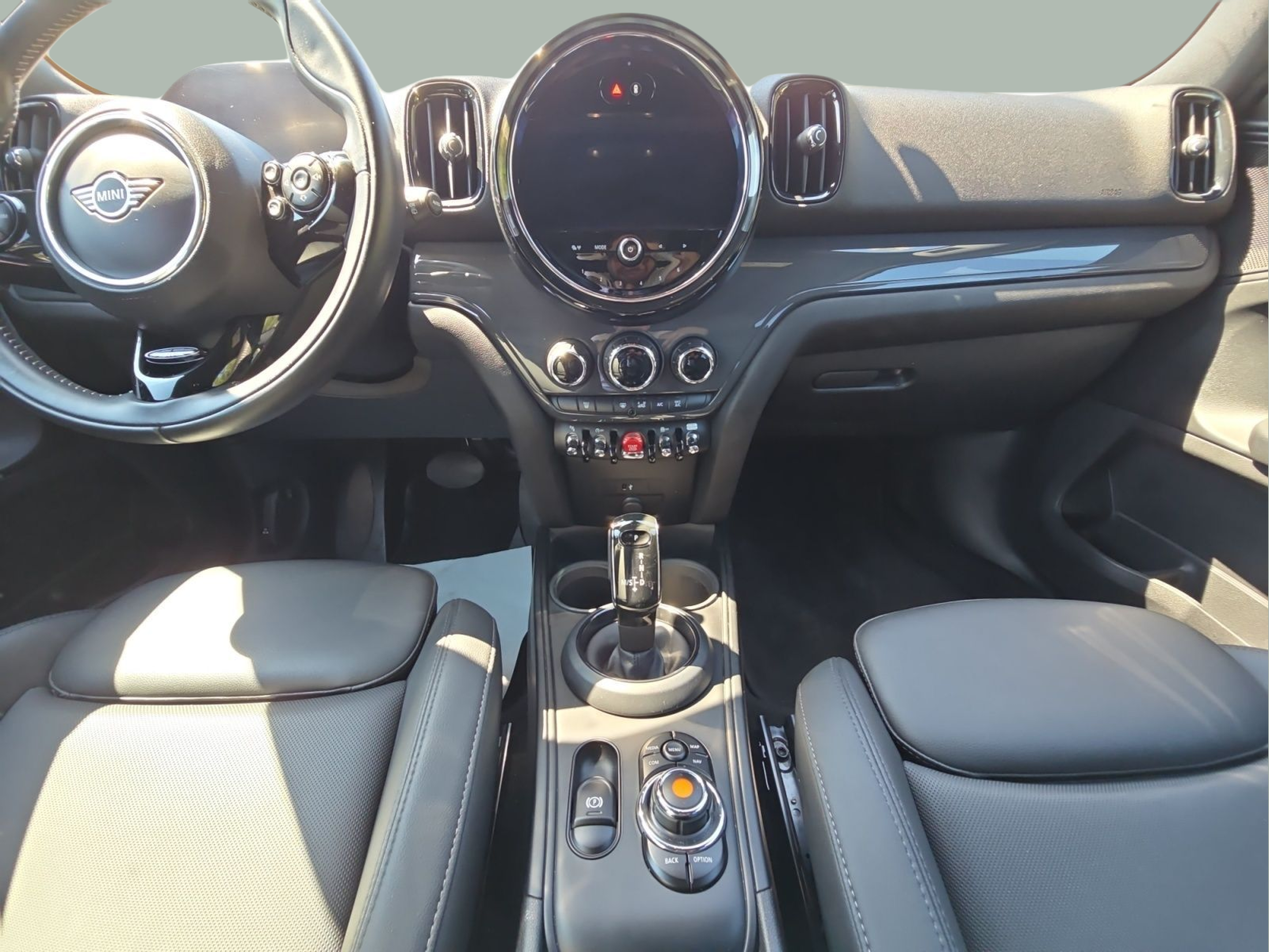 fotoG 13 del MINI MINI Countryman One D 85 kW (116 CV) 116cv Diesel de 2020 em Bragança